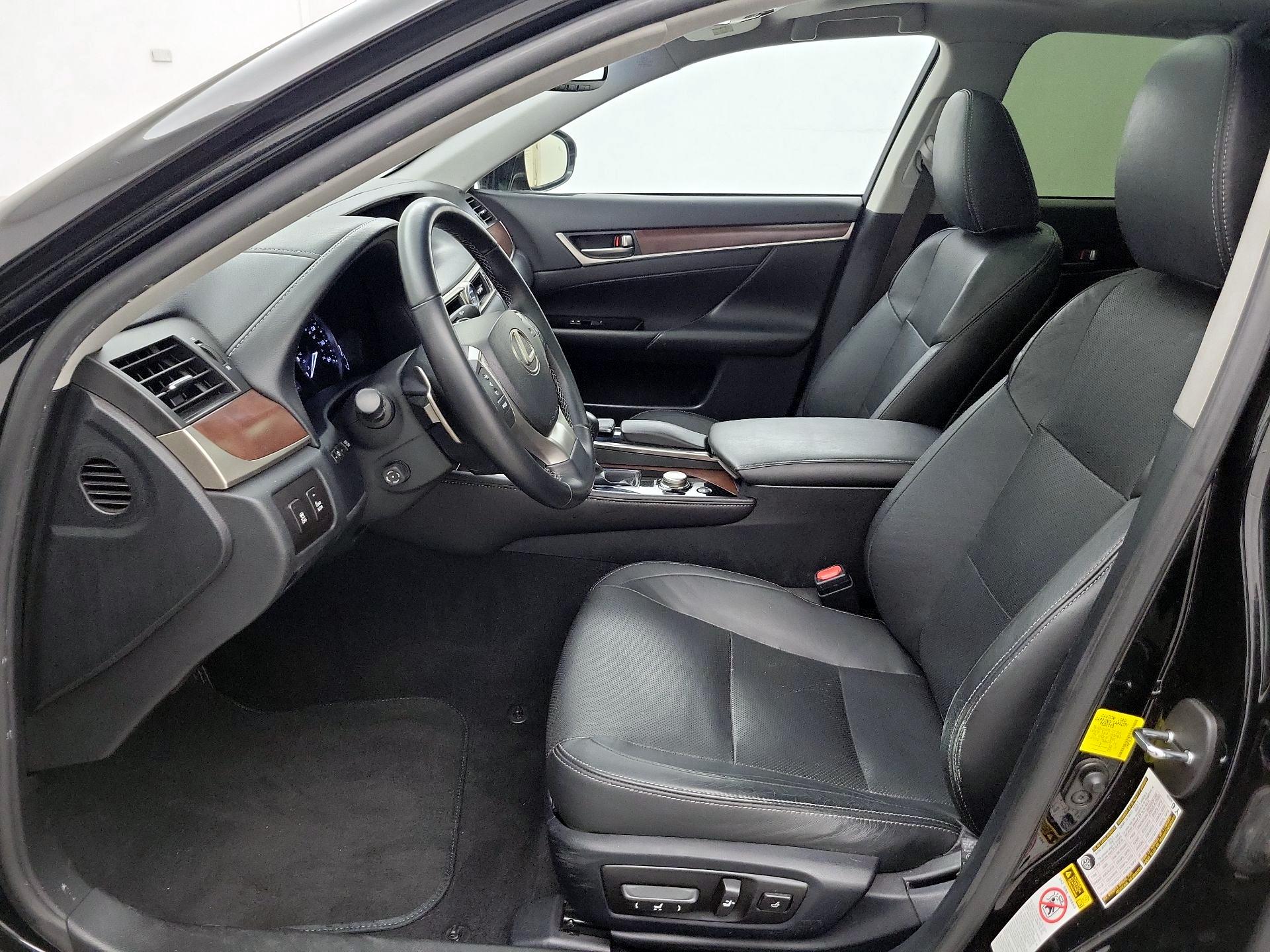 Thumbnail: 2015 Lexus GS - 11