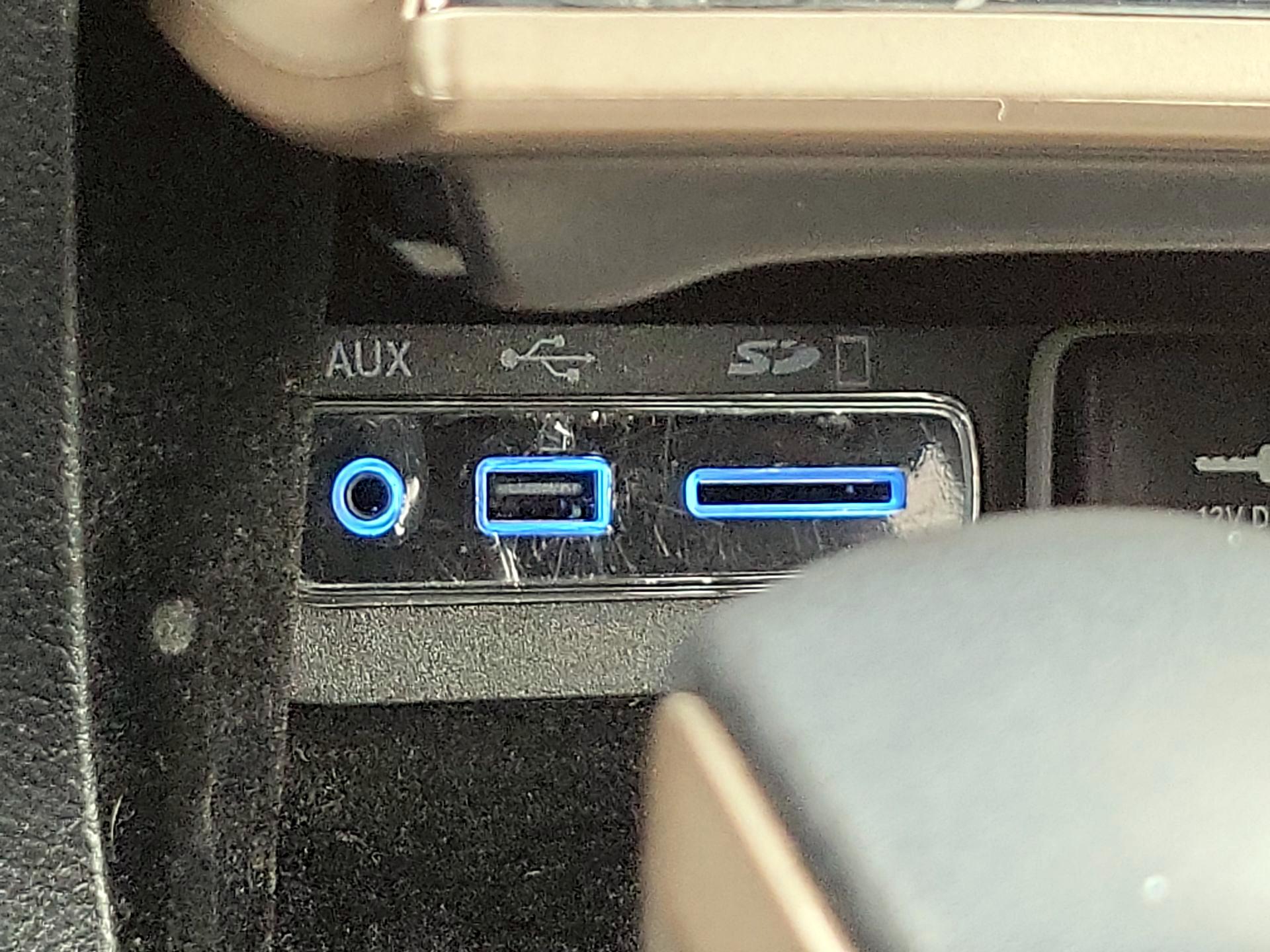 Thumbnail: 2016 Jeep Grand Cherokee - 18