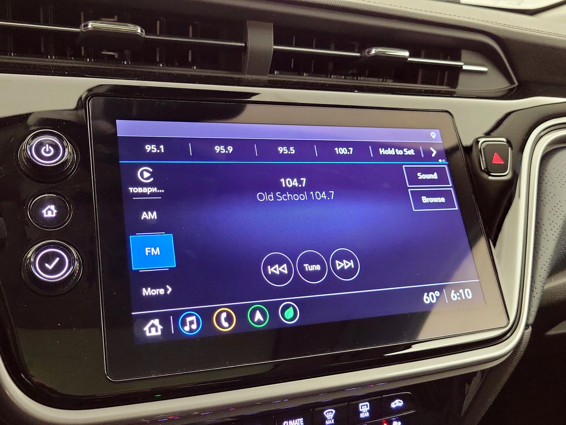 Thumbnail: 2022 Chevrolet Bolt EUV - 16