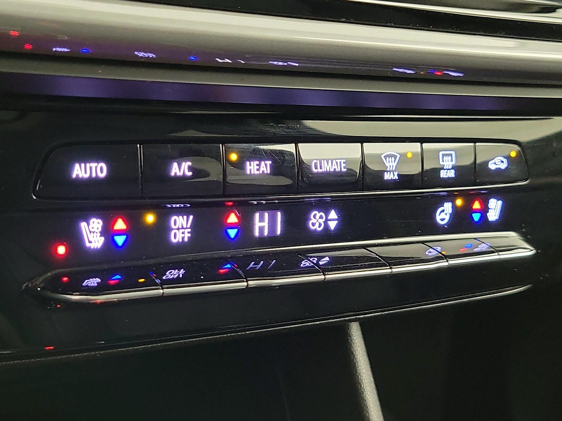 Thumbnail: 2022 Chevrolet Bolt EUV - 17