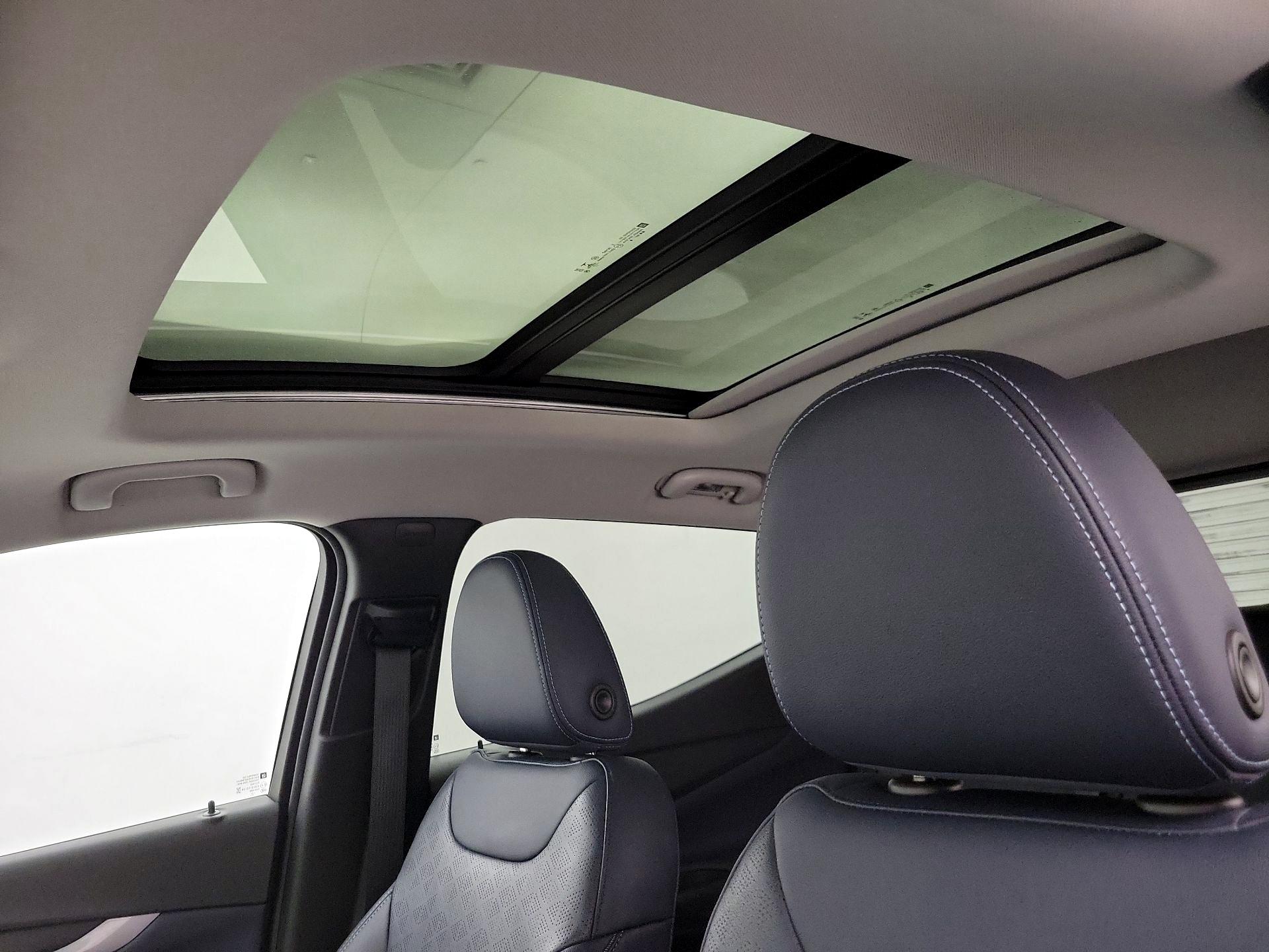 Thumbnail: 2022 Chevrolet Bolt EUV - 20