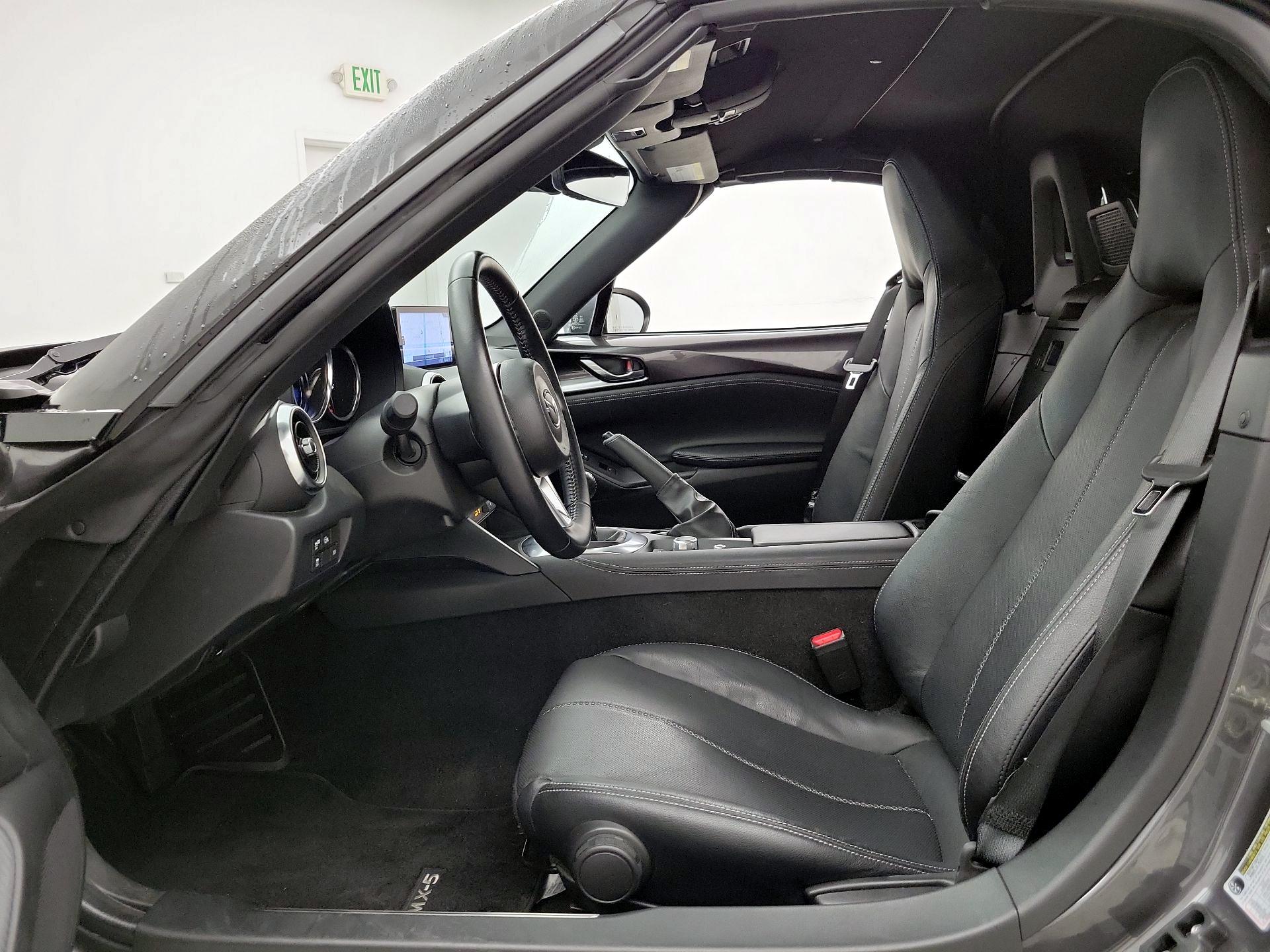 Thumbnail: 2024 Mazda MX-5 Miata - 11