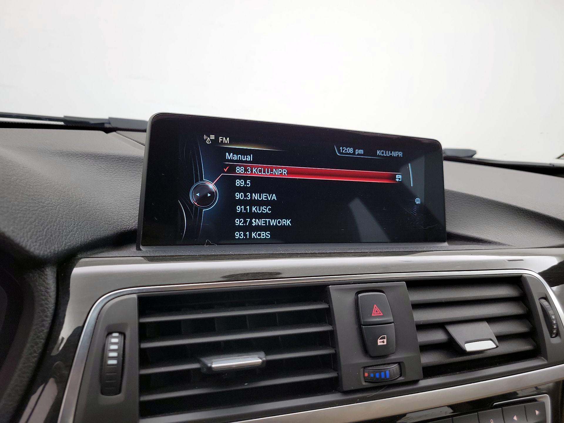 Thumbnail: 2016 BMW 3 Series - 16