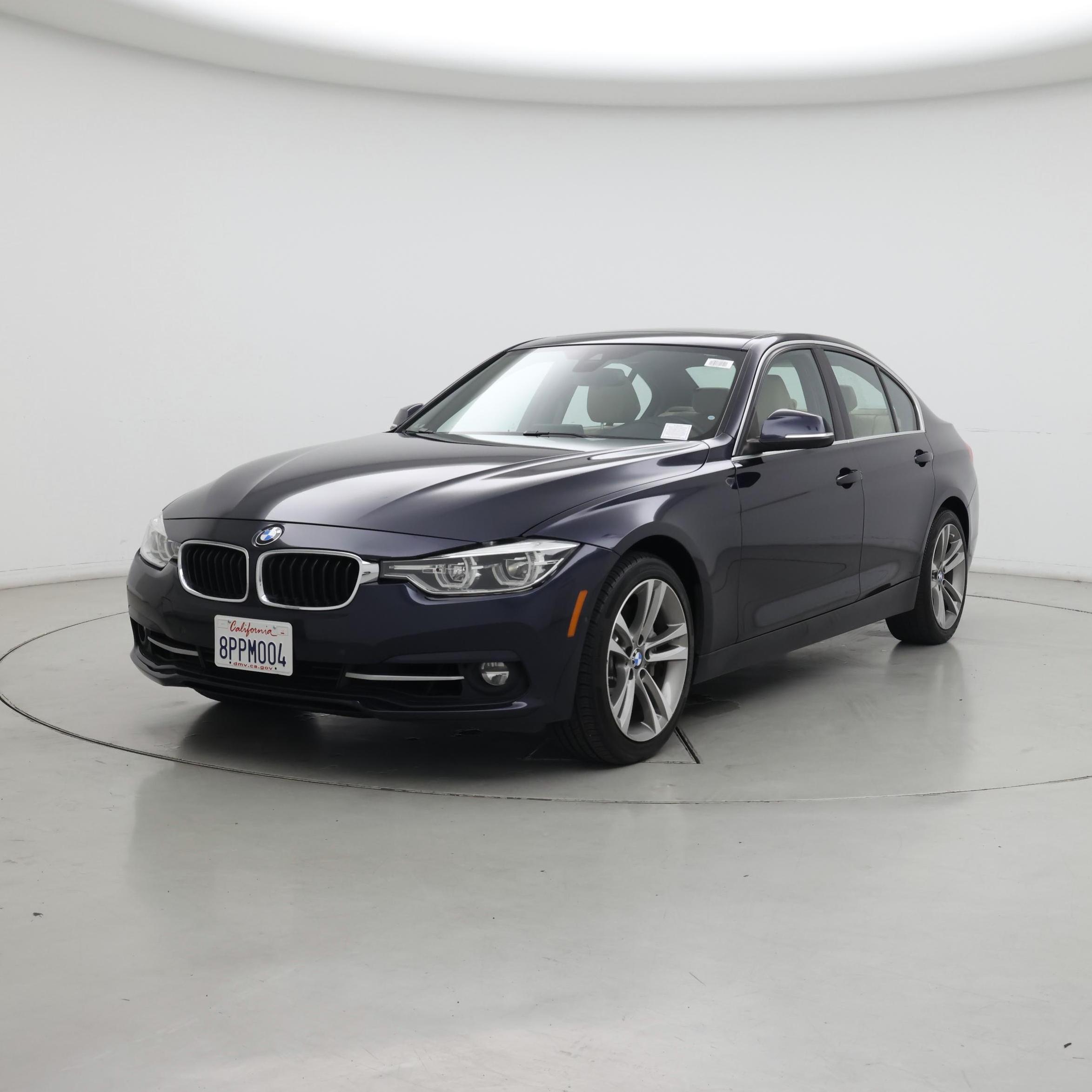Thumbnail: 2016 BMW 3 Series - 4