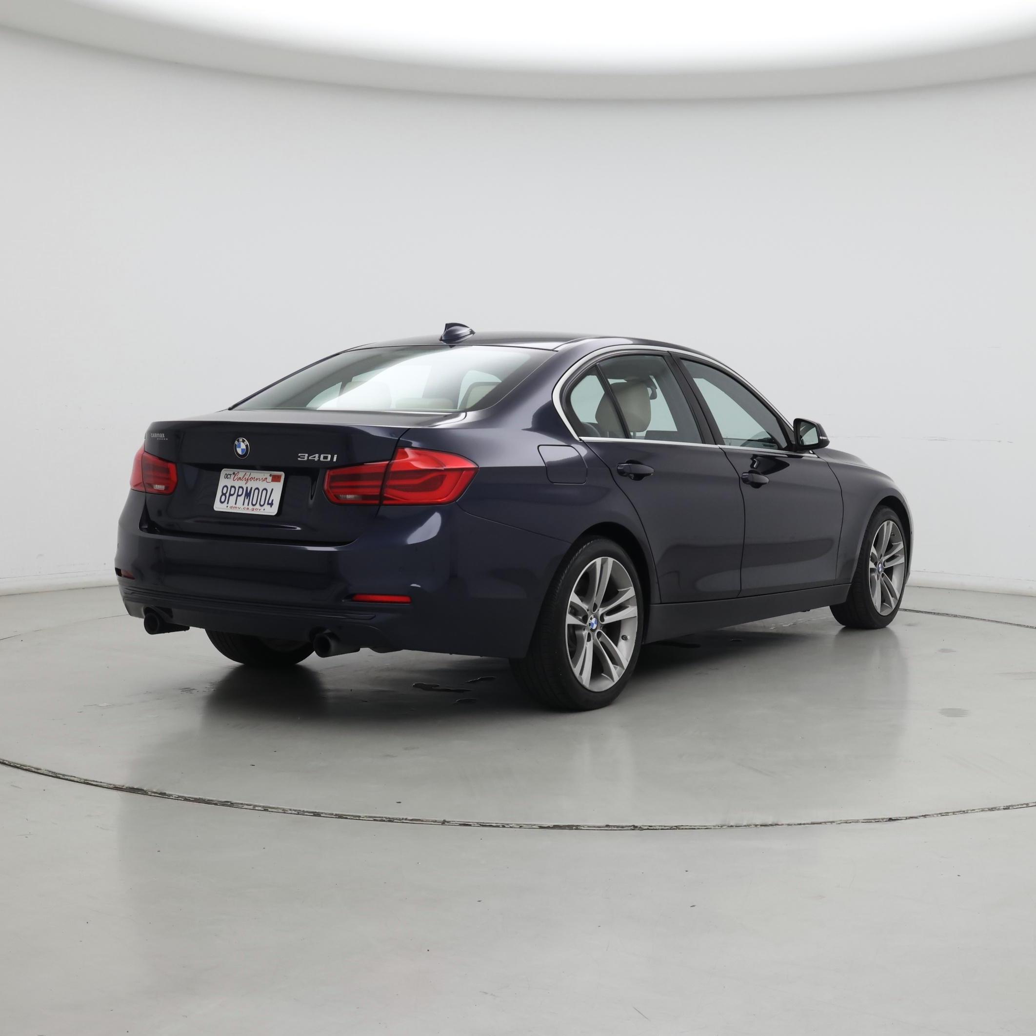 Thumbnail: 2016 BMW 3 Series - 8