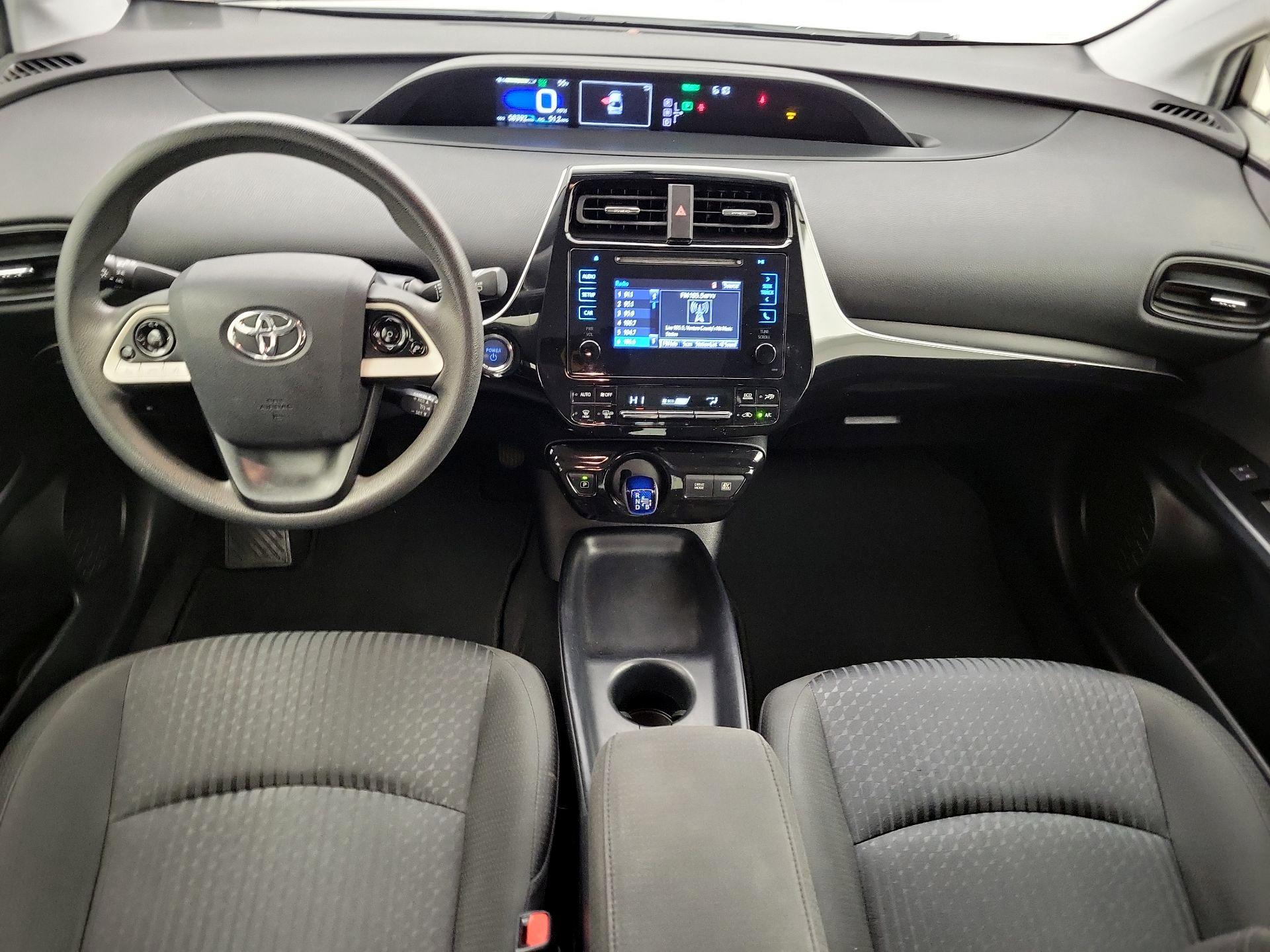 Thumbnail: 2016 Toyota Prius - 9