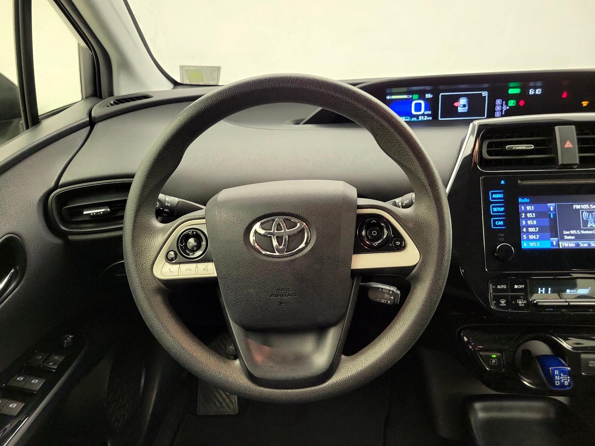 Thumbnail: 2016 Toyota Prius - 10
