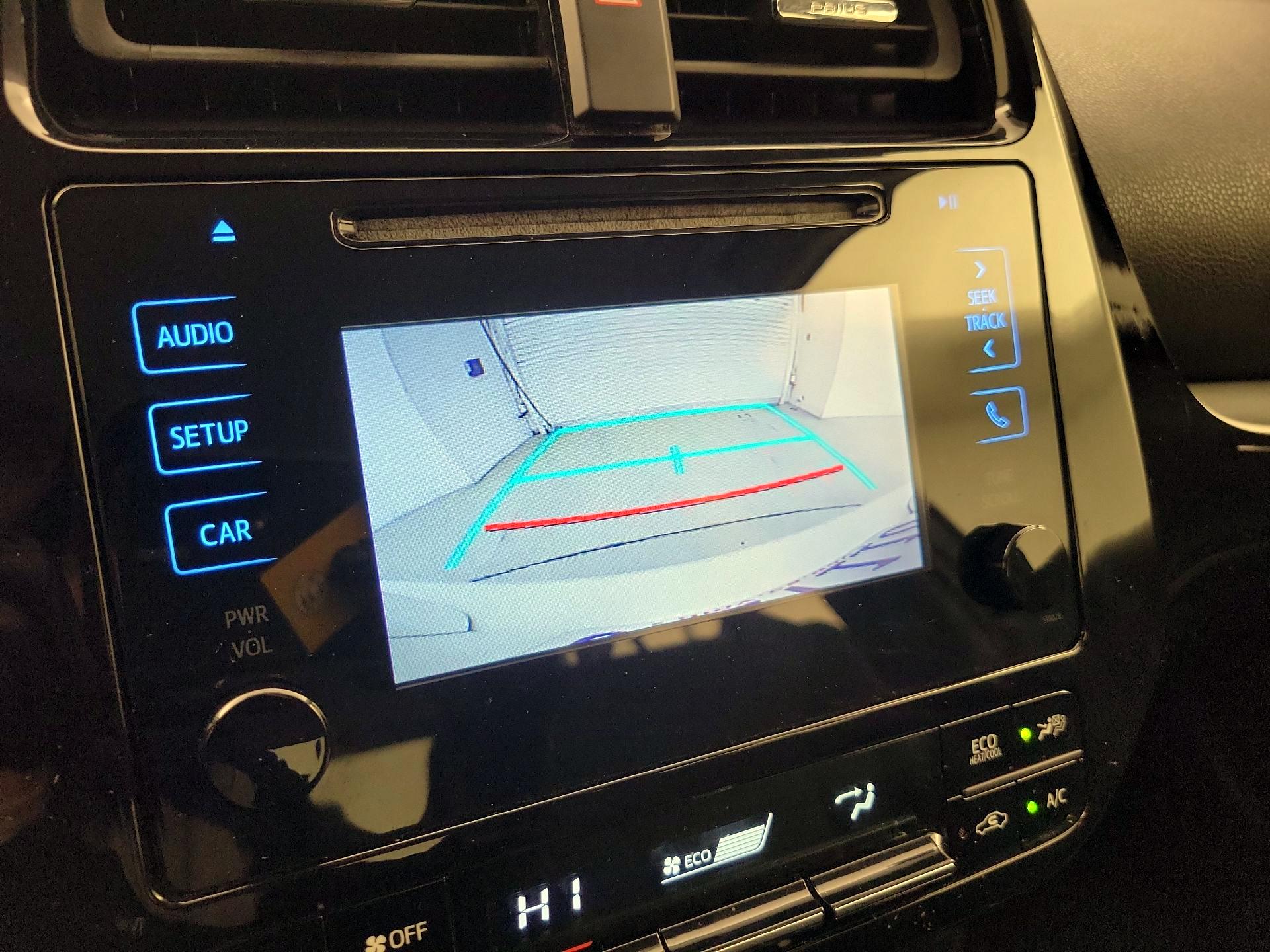 Thumbnail: 2016 Toyota Prius - 14