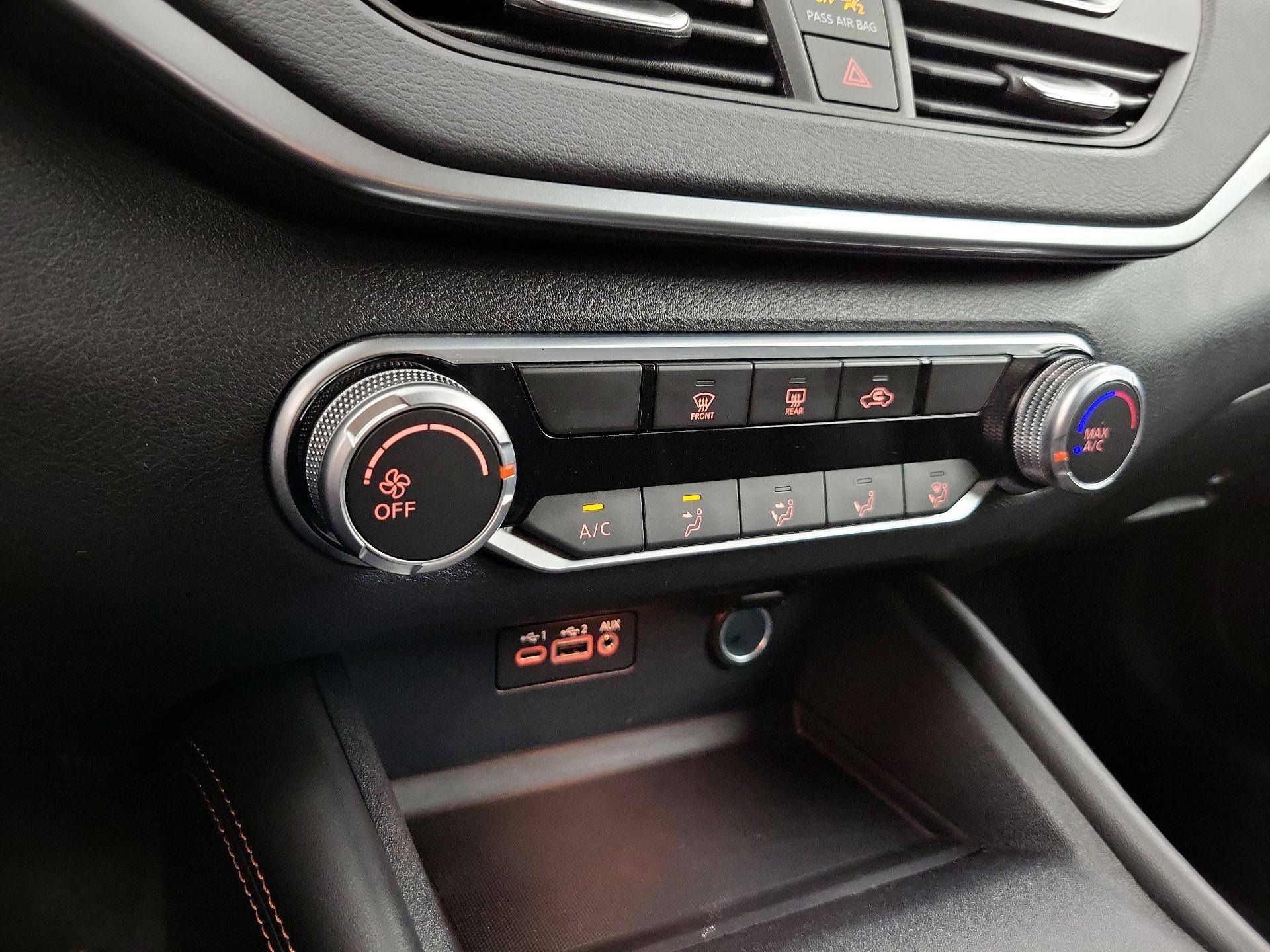 Thumbnail: 2021 Nissan Altima - 16