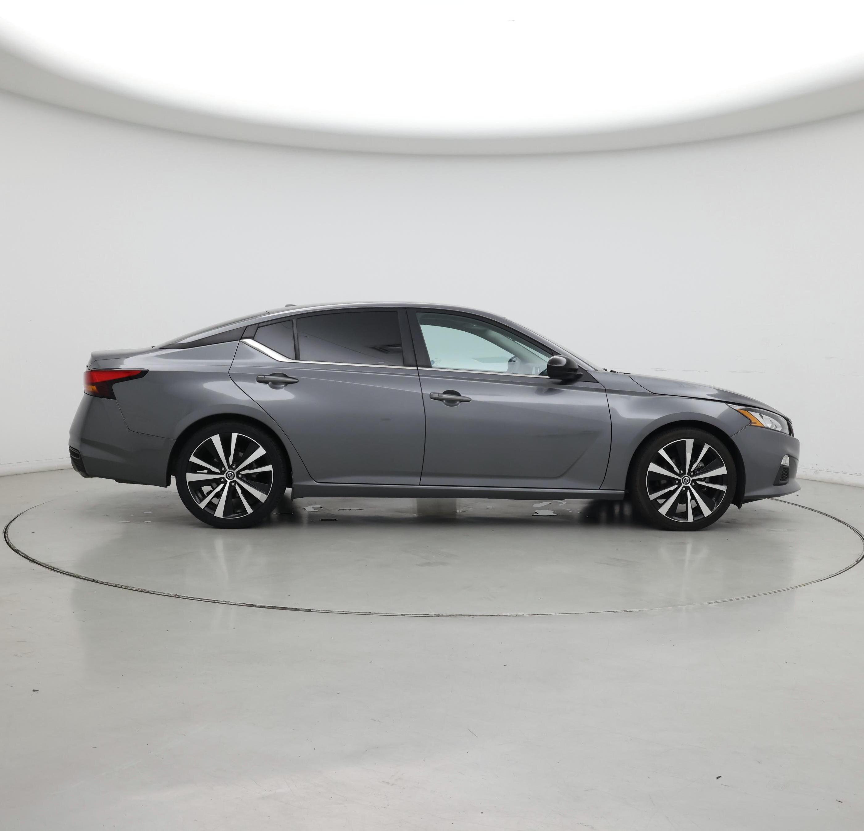 Thumbnail: 2021 Nissan Altima - 7