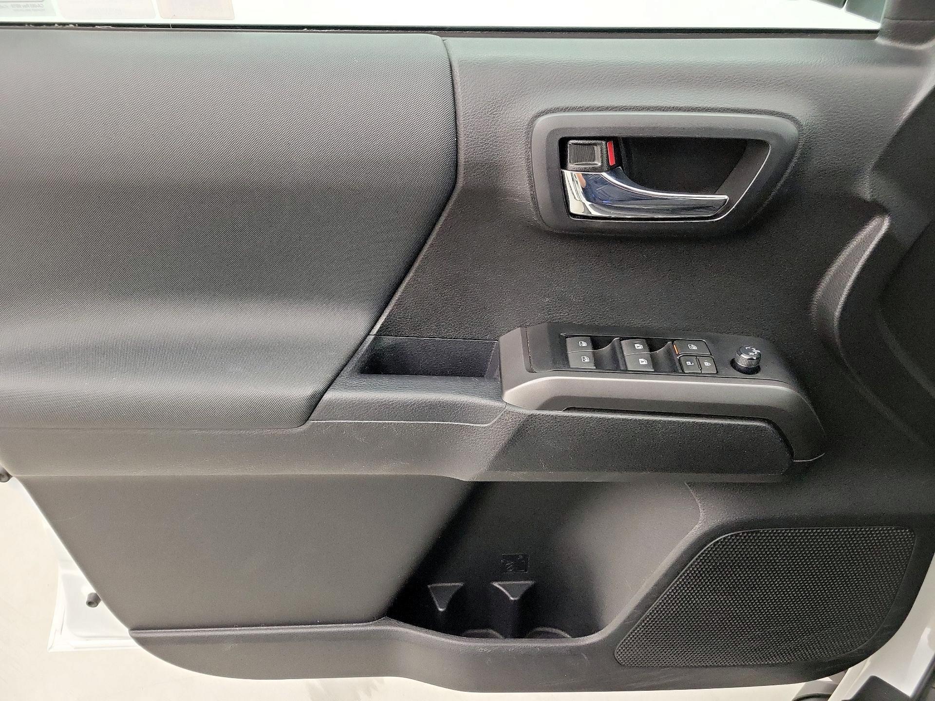 Thumbnail: 2023 Toyota Tacoma - 12