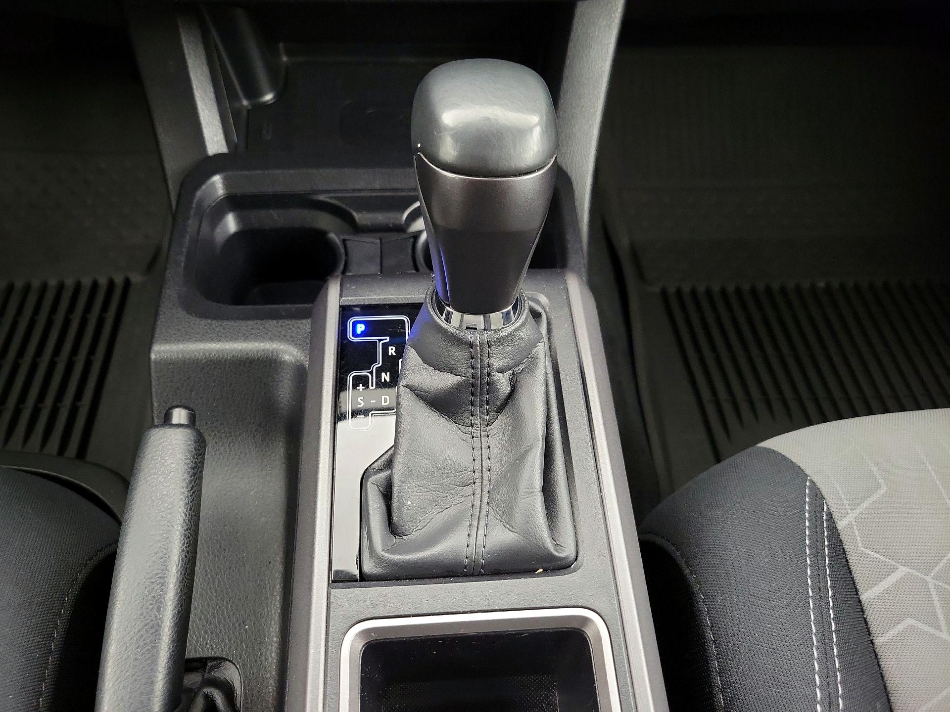 Thumbnail: 2023 Toyota Tacoma - 17