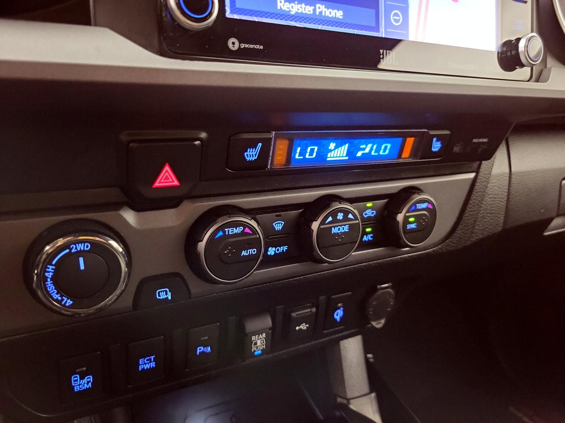 Thumbnail: 2023 Toyota Tacoma - 17