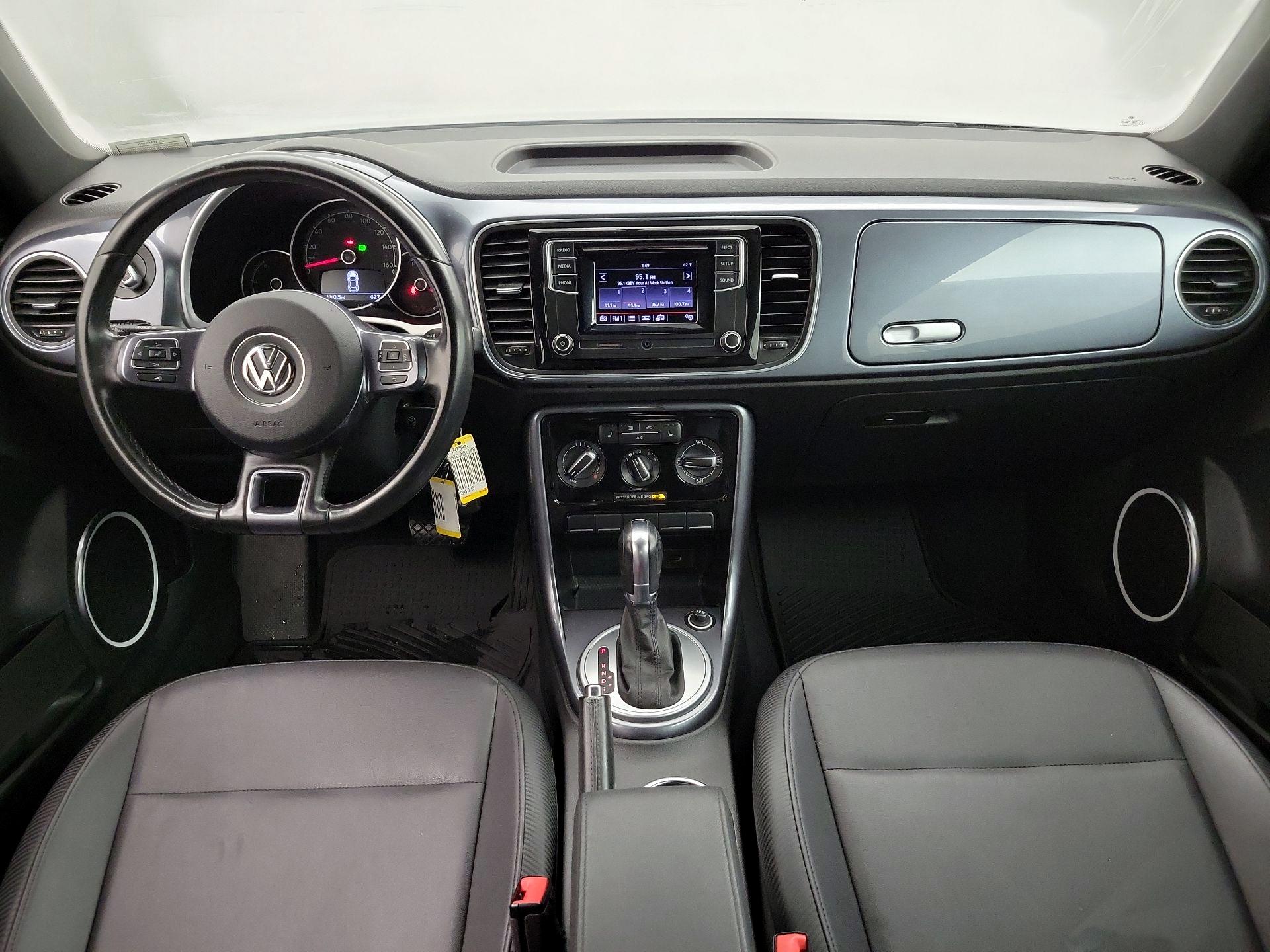 Thumbnail: 2018 Volkswagen Beetle - 9