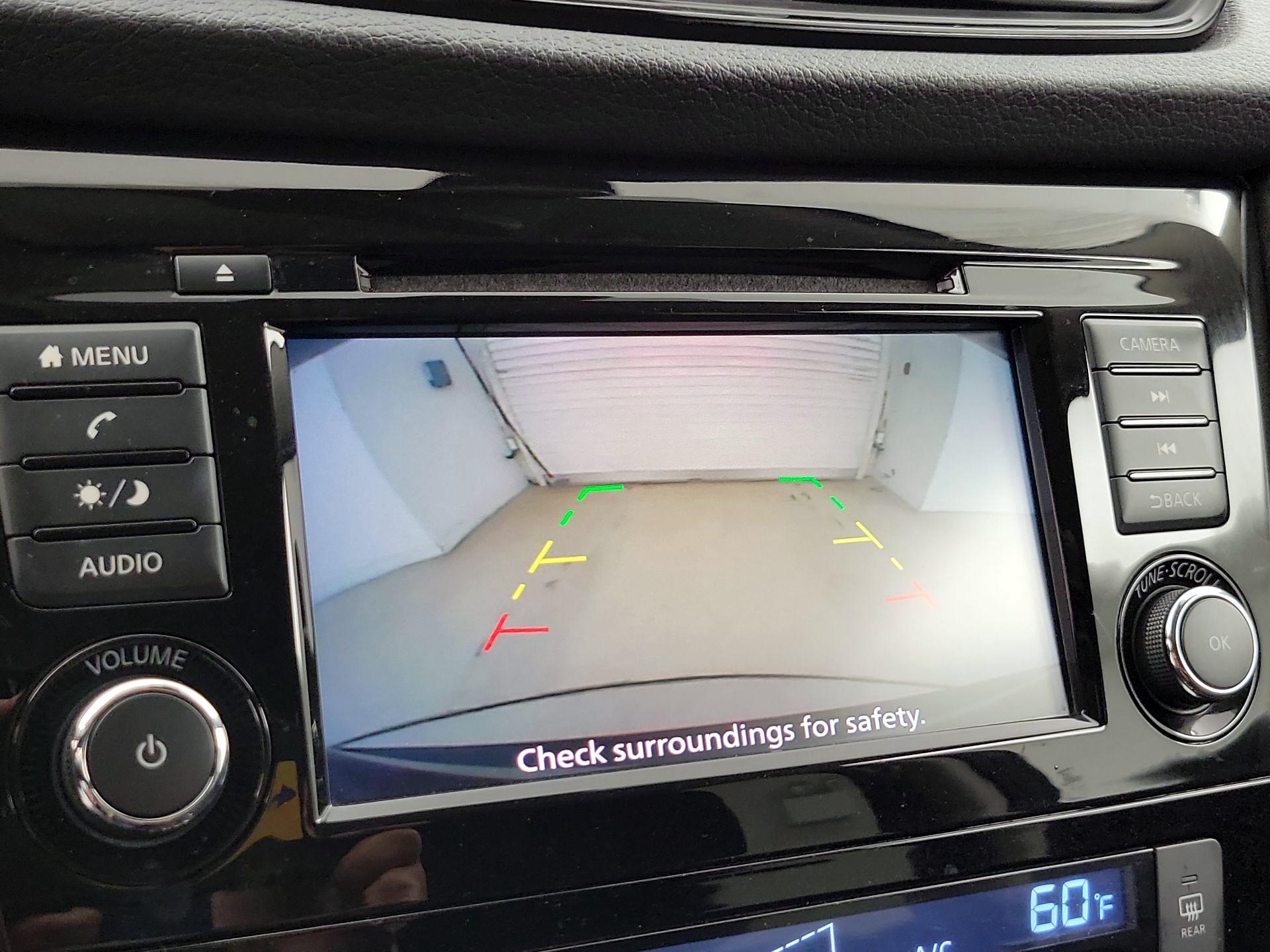 Thumbnail: 2020 Nissan Rogue - 14