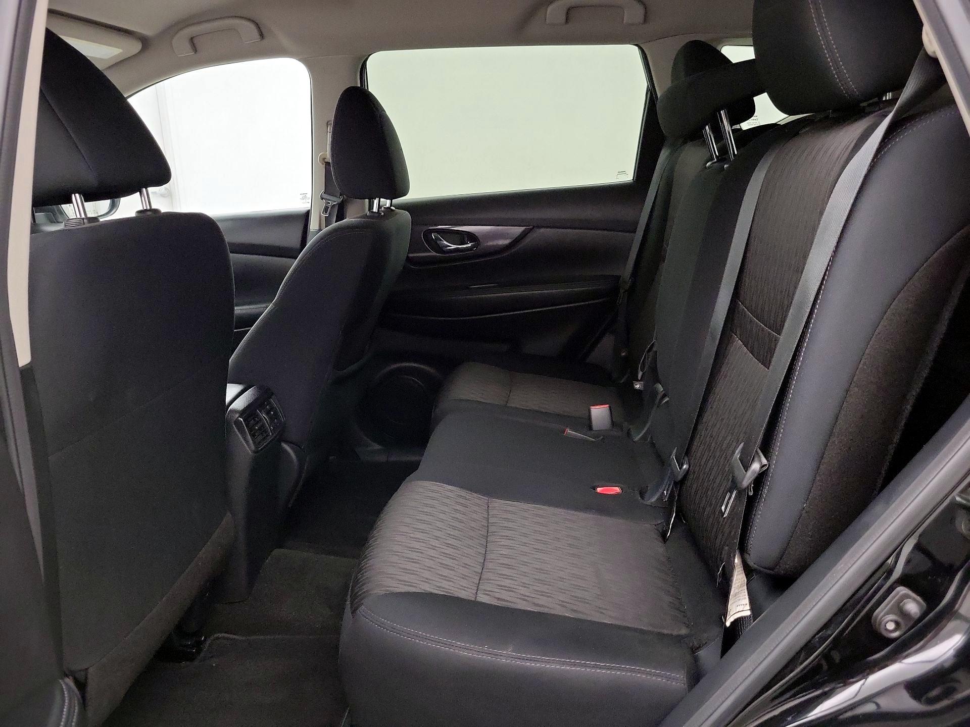 Thumbnail: 2020 Nissan Rogue - 19