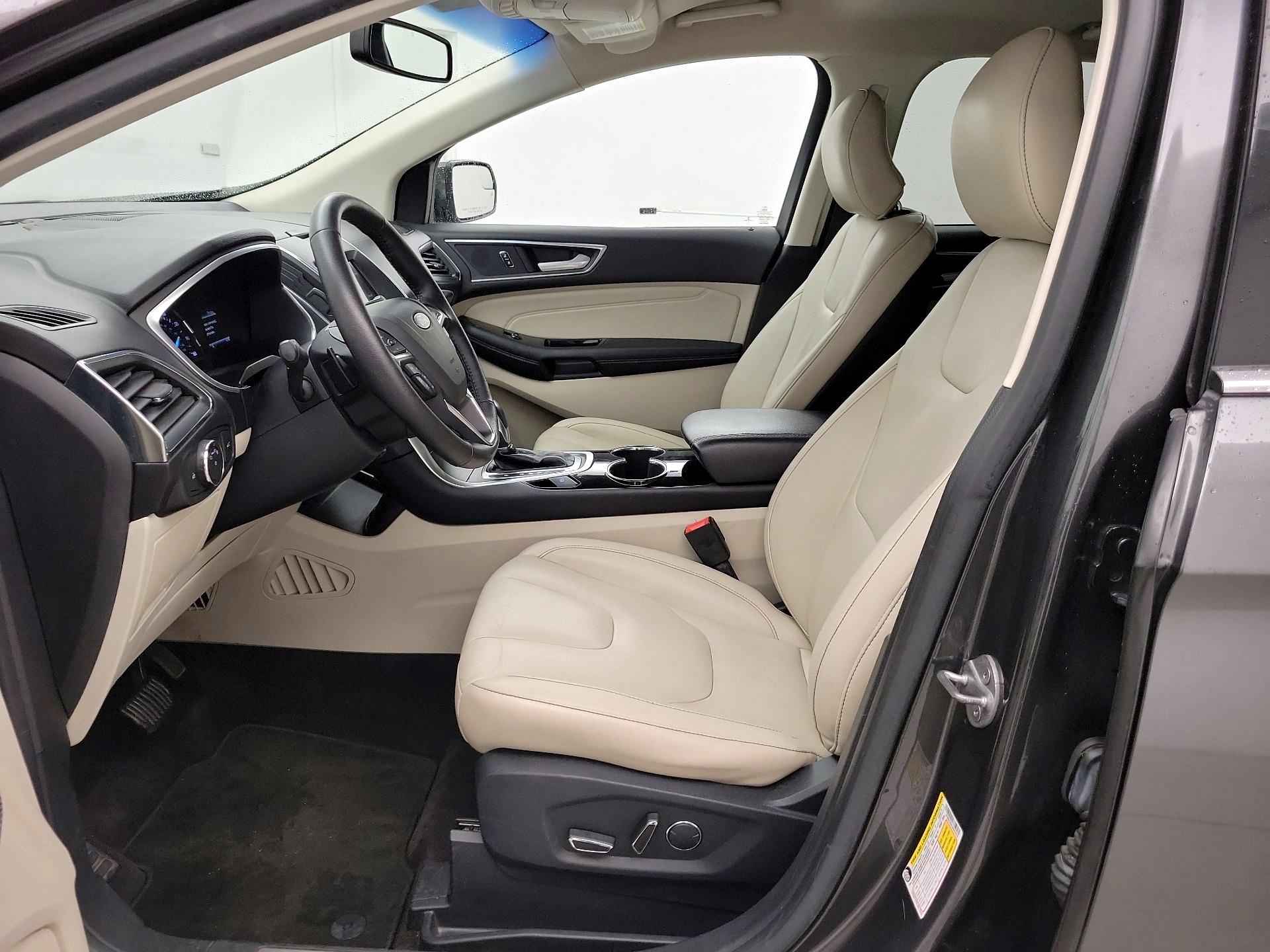 Thumbnail: 2018 Ford Edge - 11