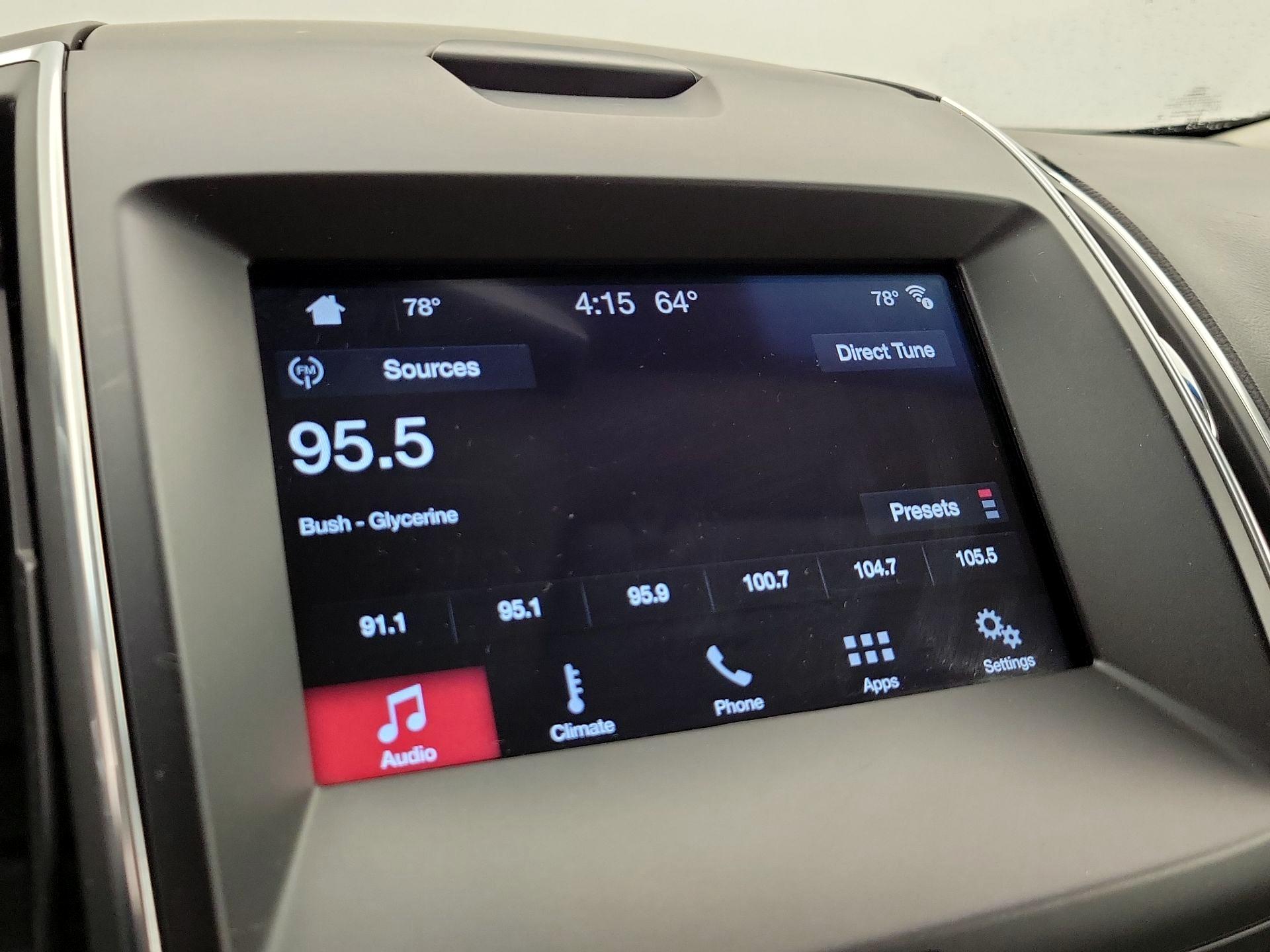 Thumbnail: 2018 Ford Edge - 15