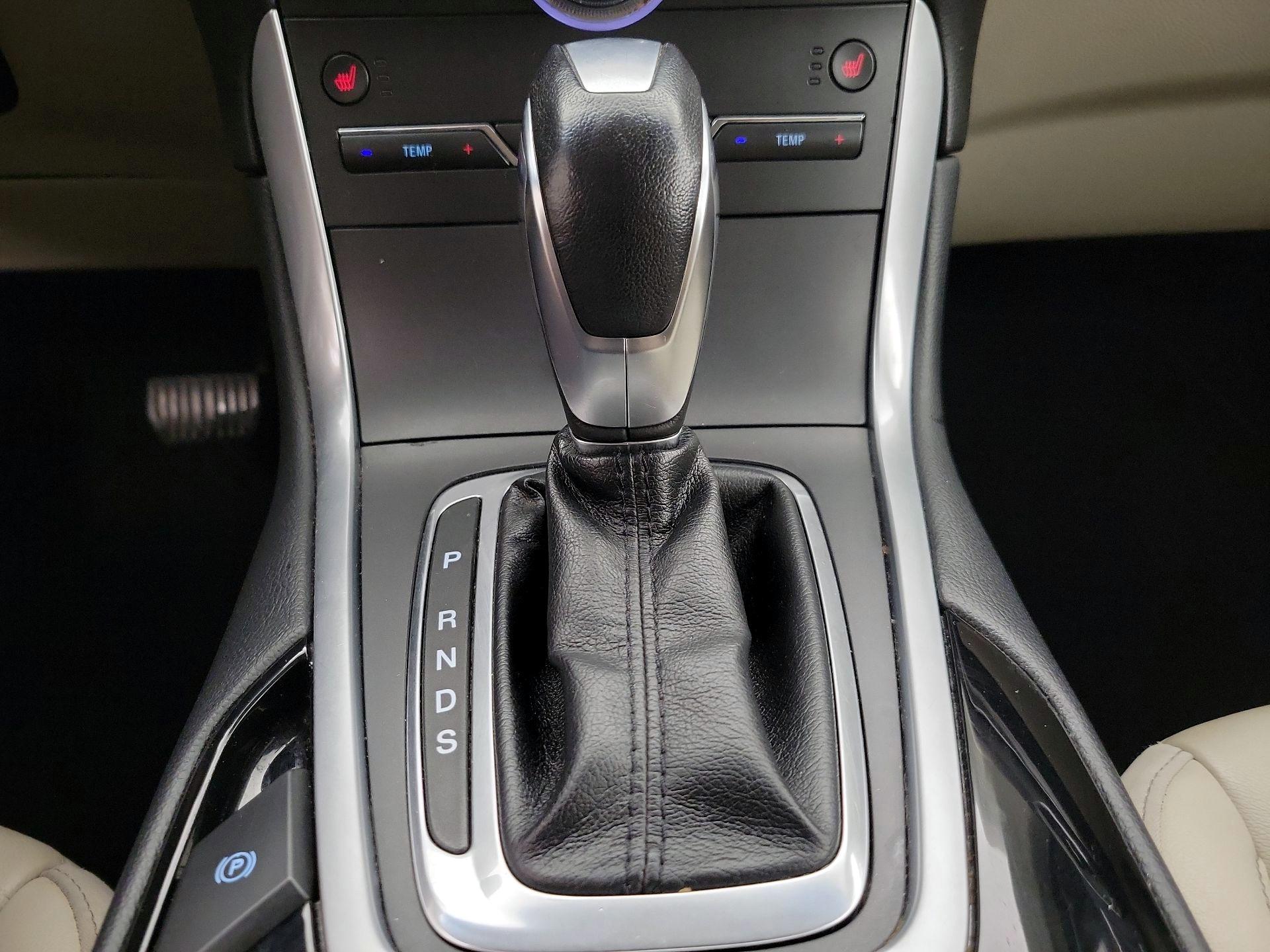 Thumbnail: 2018 Ford Edge - 17