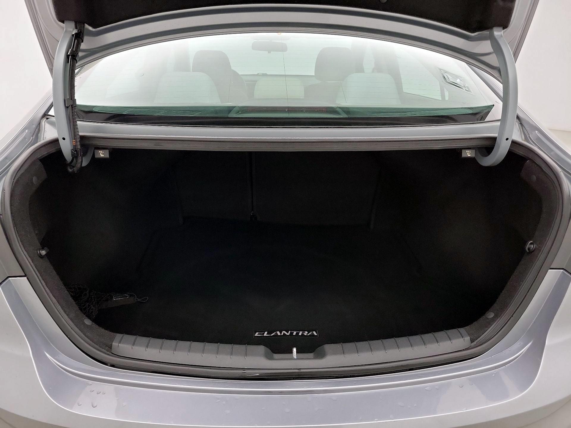 Thumbnail: 2017 Hyundai Elantra - 20