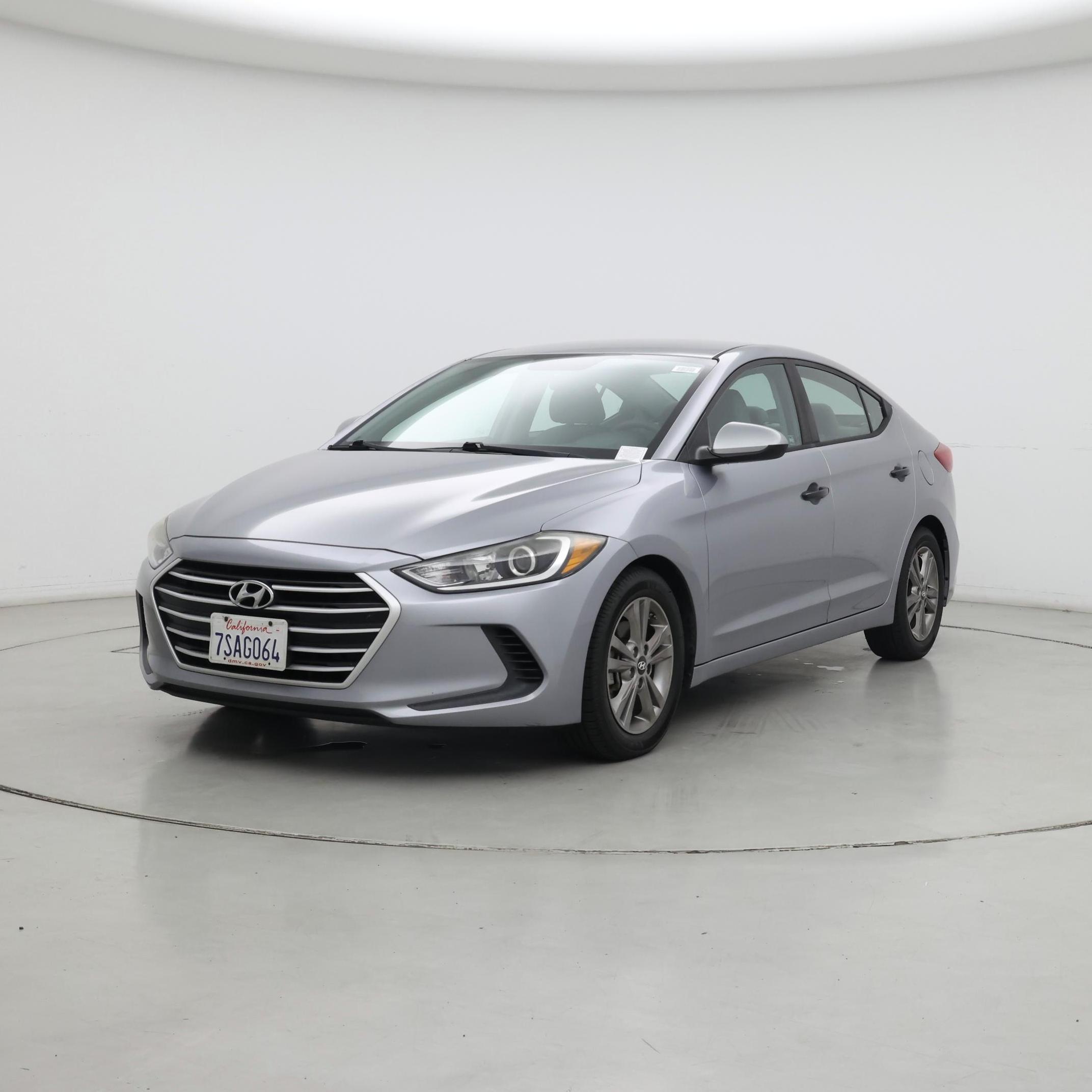 Thumbnail: 2017 Hyundai Elantra - 4