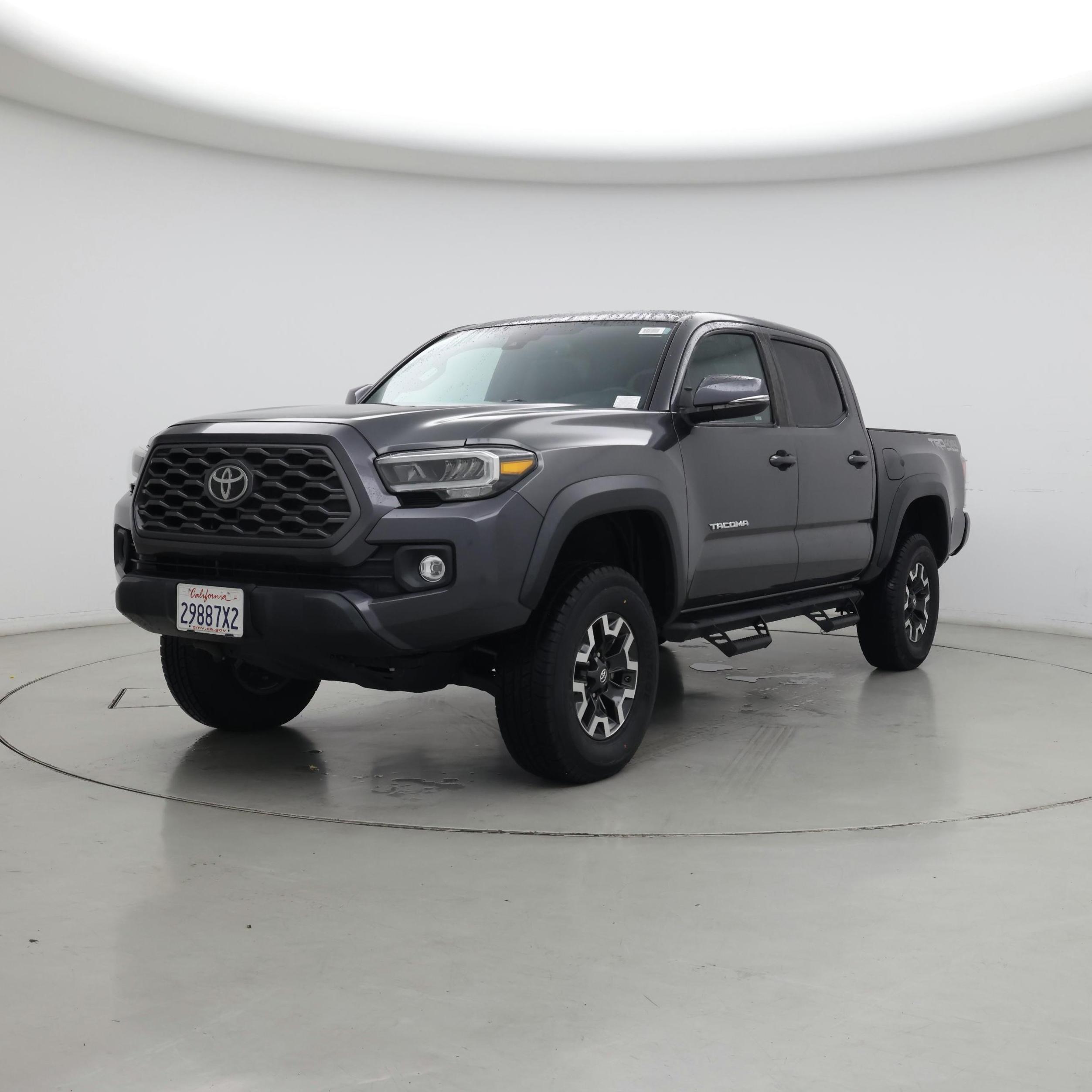 Thumbnail: 2020 Toyota Tacoma - 4