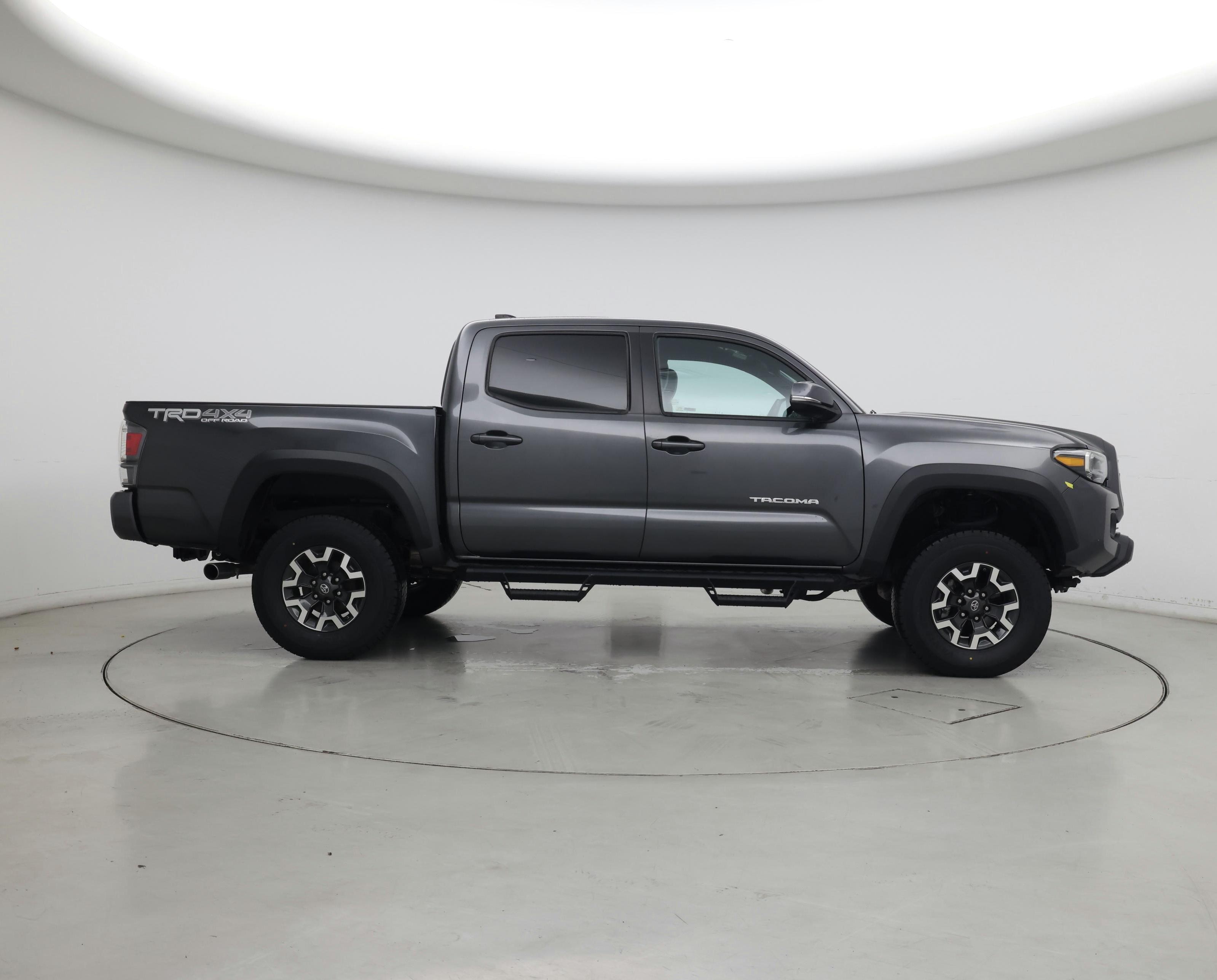 Thumbnail: 2020 Toyota Tacoma - 7