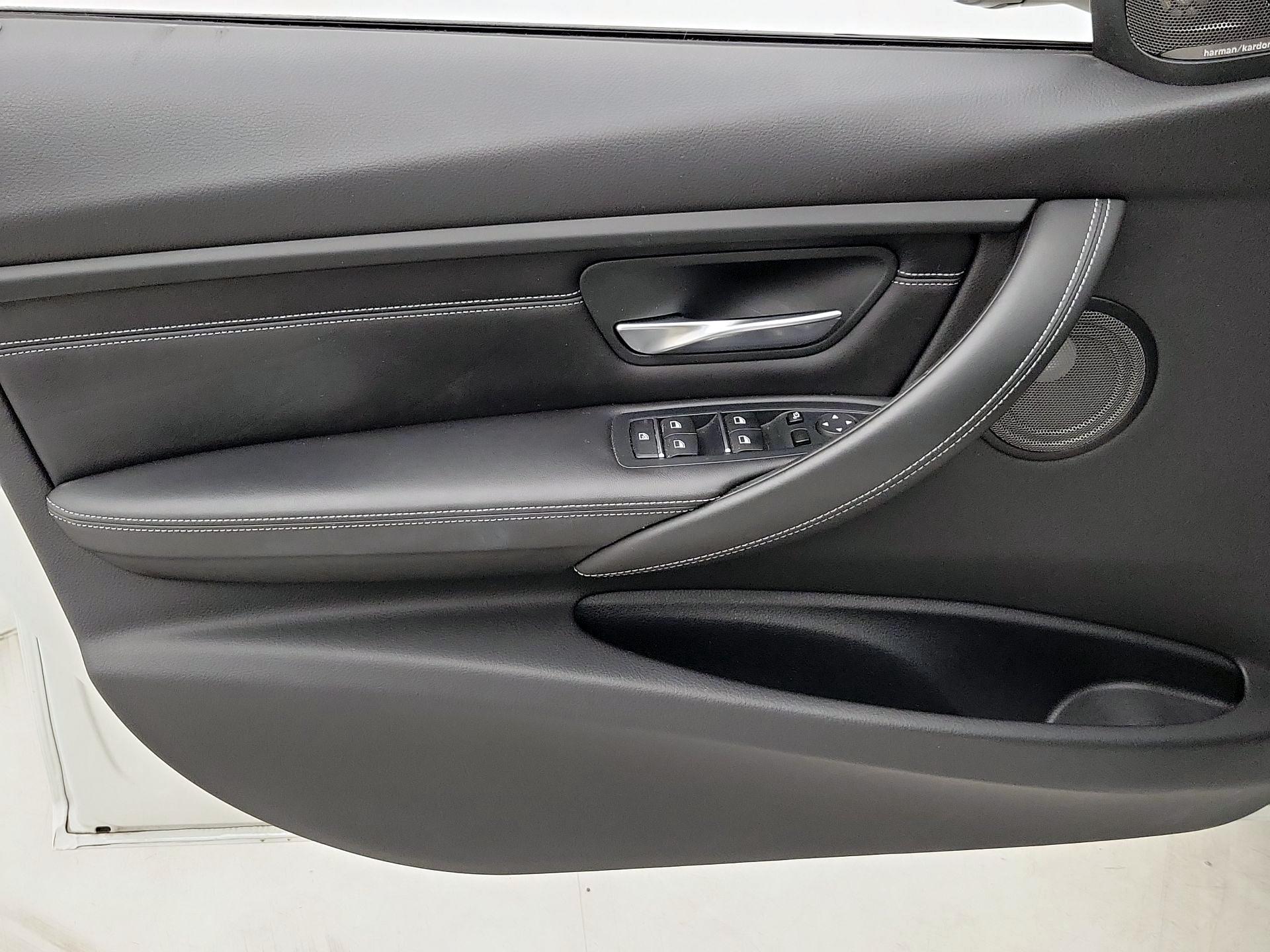 Thumbnail: 2018 BMW M3 - 12