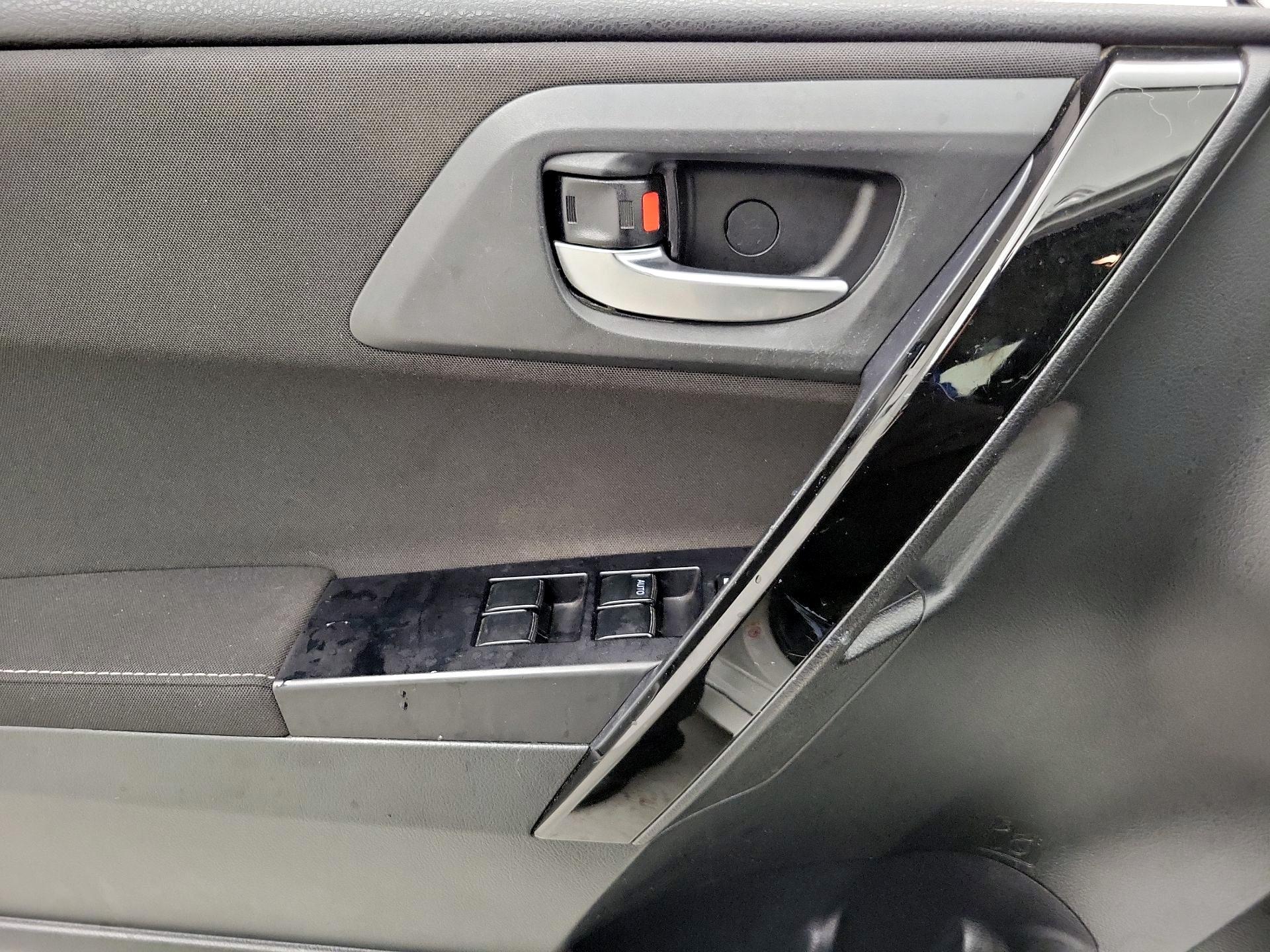 Thumbnail: 2018 Toyota Corolla iM - 12