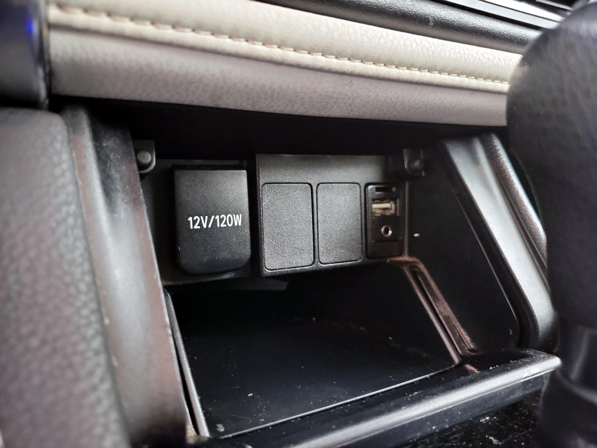 Thumbnail: 2018 Toyota Corolla iM - 18