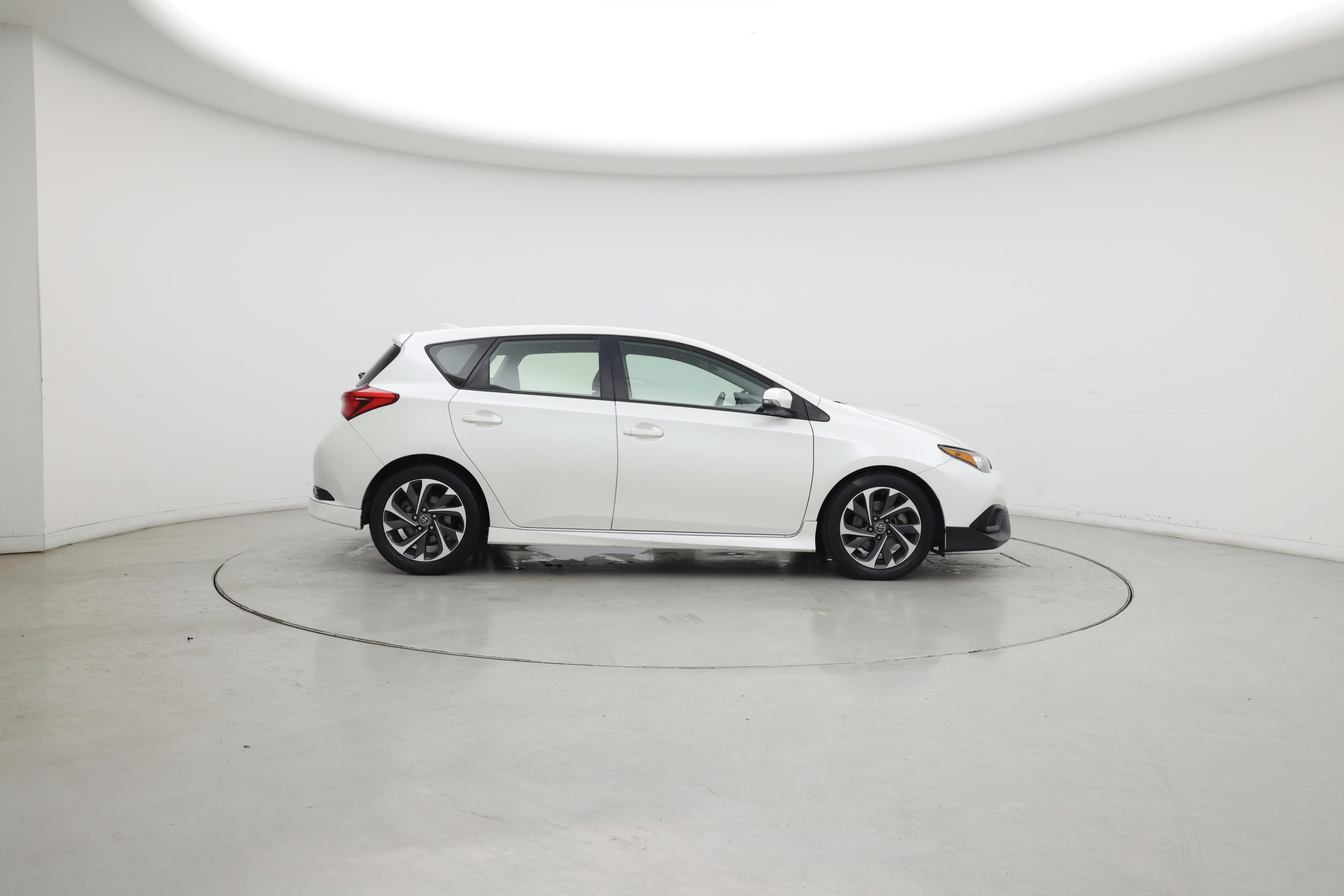 Thumbnail: 2018 Toyota Corolla iM - 7