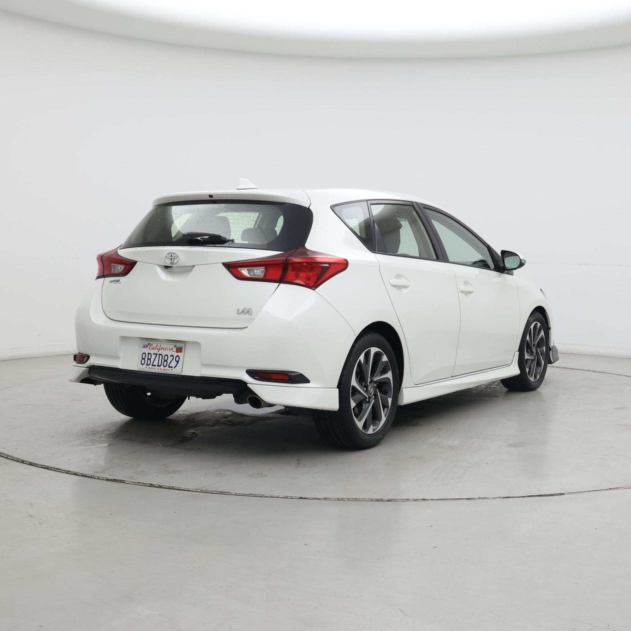 Thumbnail: 2018 Toyota Corolla iM - 8