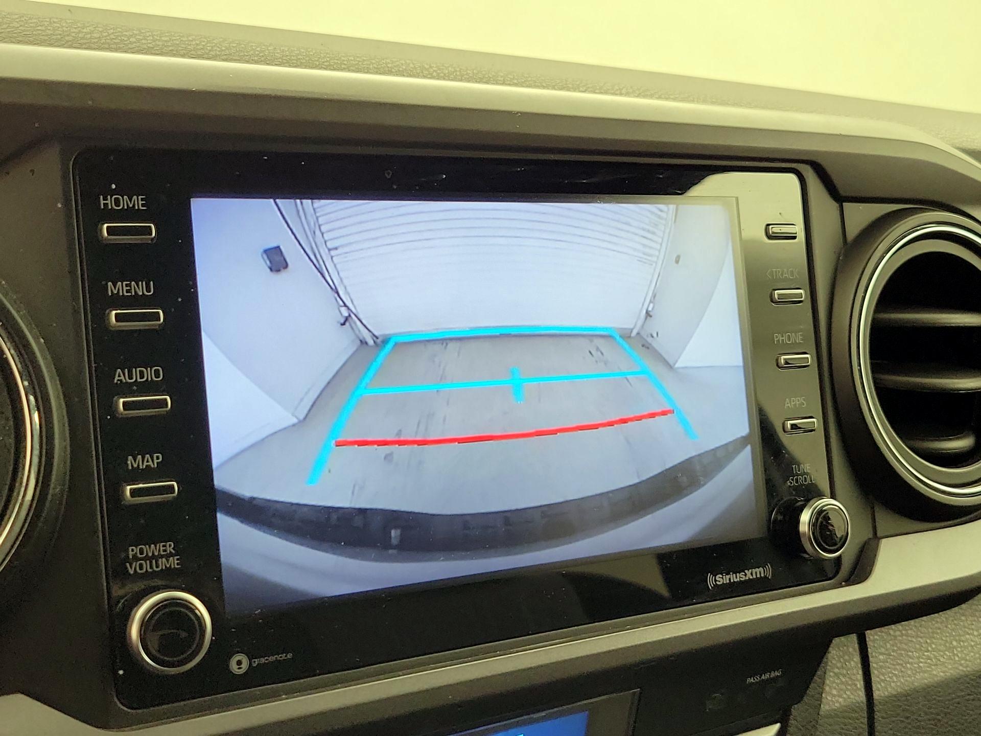 Thumbnail: 2021 Toyota Tacoma - 14