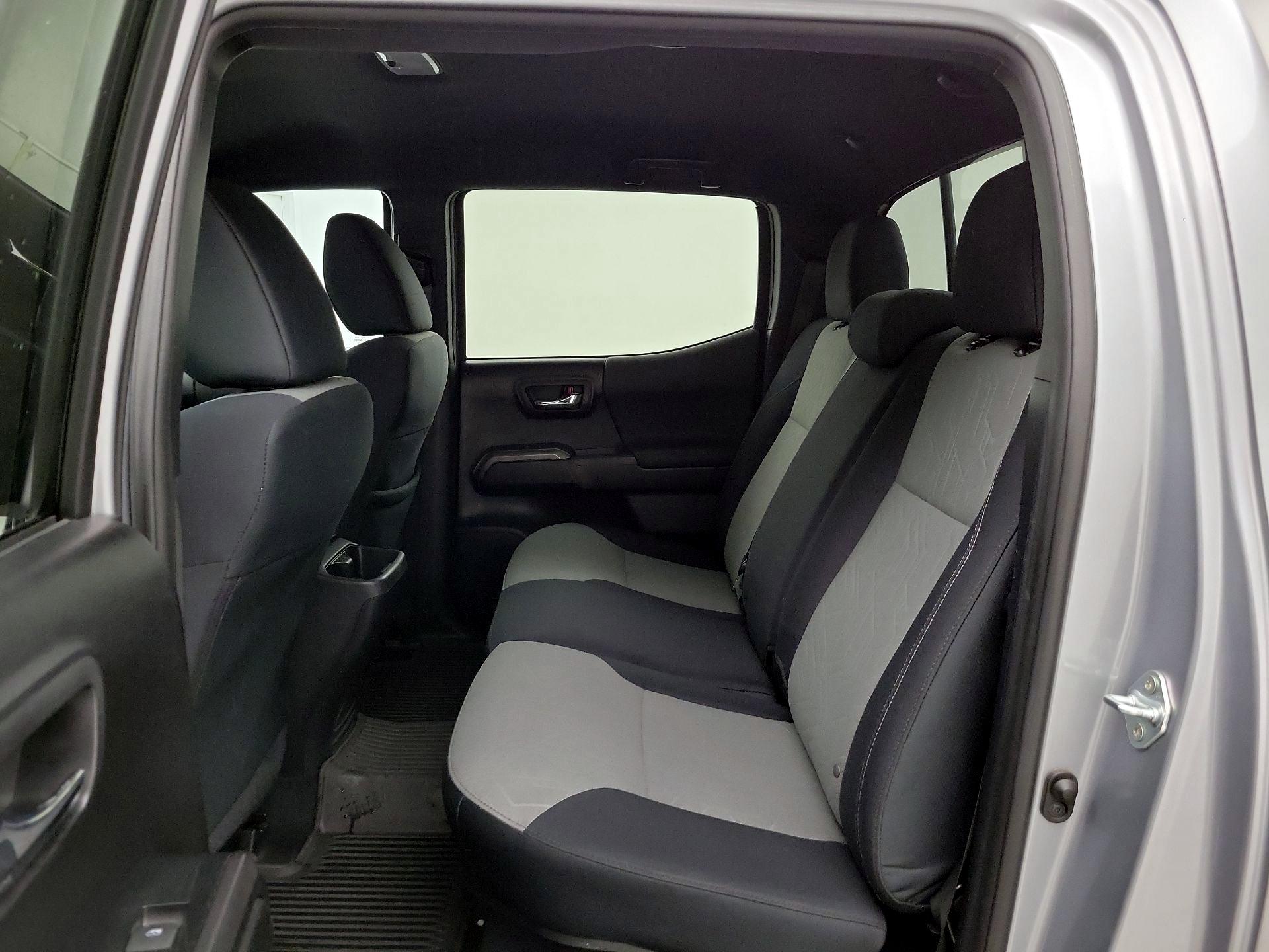 Thumbnail: 2021 Toyota Tacoma - 19