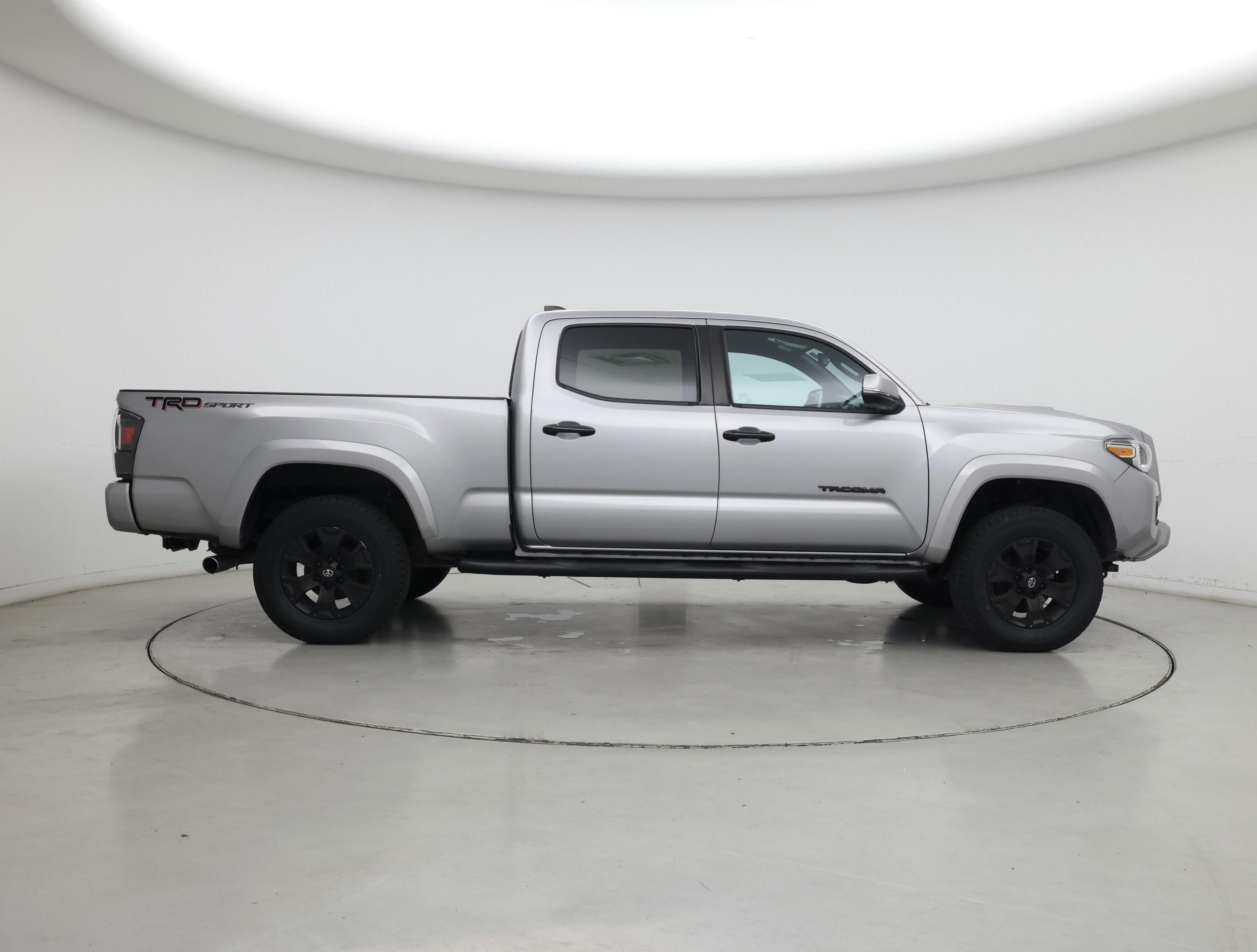 Thumbnail: 2021 Toyota Tacoma - 7