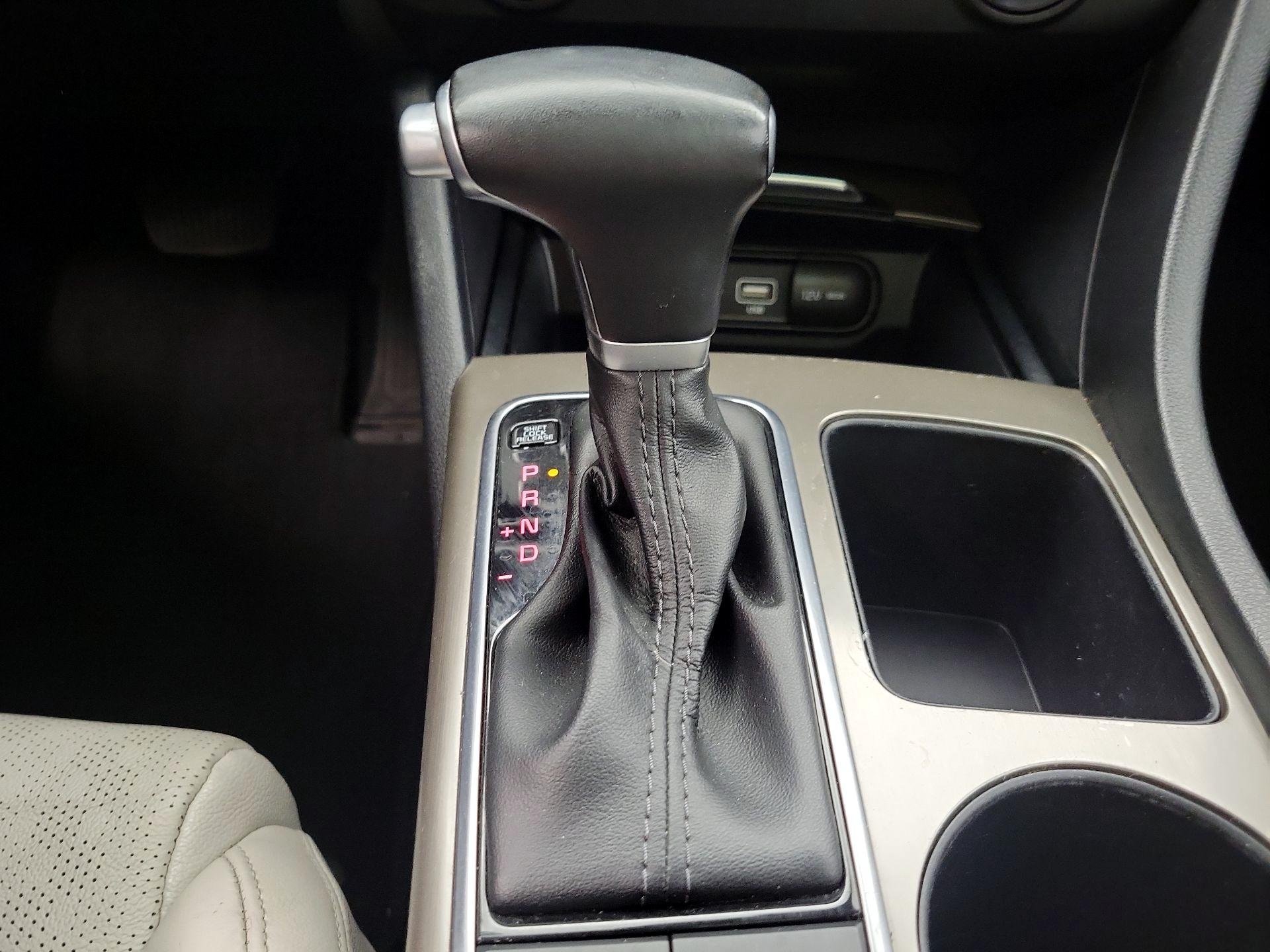 Thumbnail: 2017 Kia Optima - 17