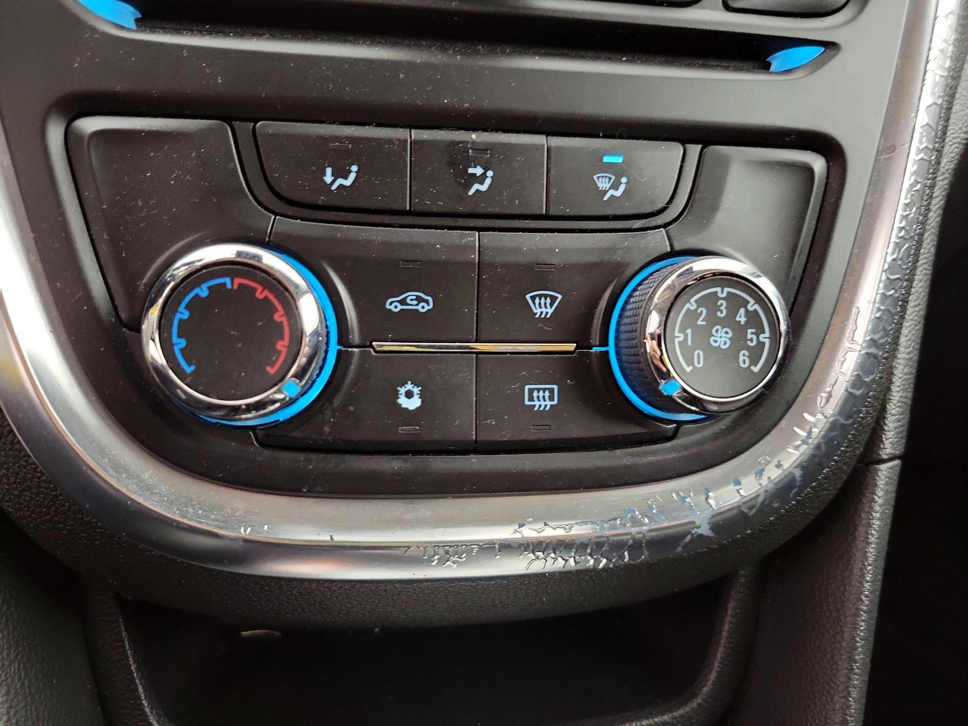 Thumbnail: 2016 Buick Encore - 16