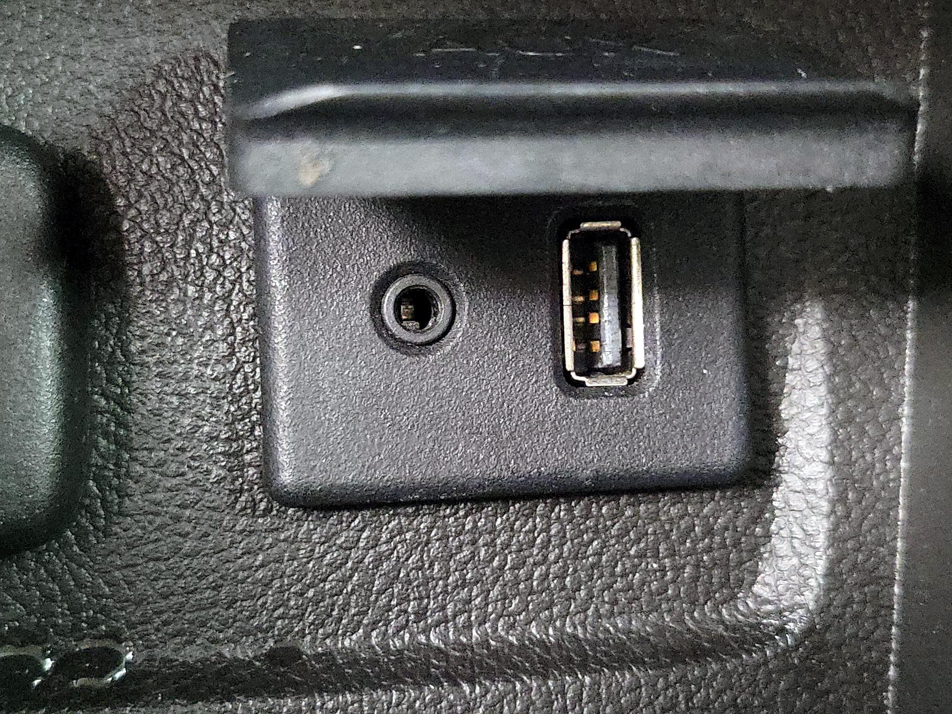 Thumbnail: 2016 Buick Encore - 18