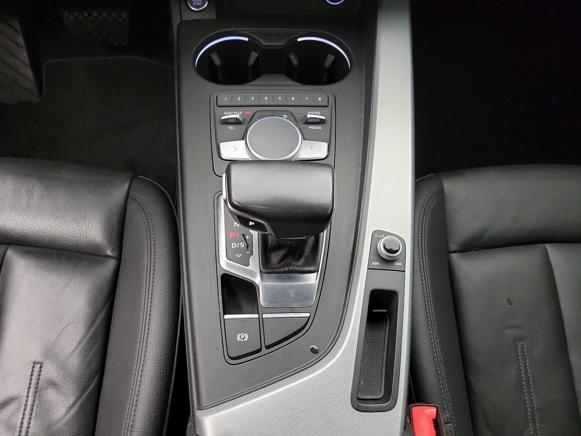 Thumbnail: 2018 Audi A4 - 18