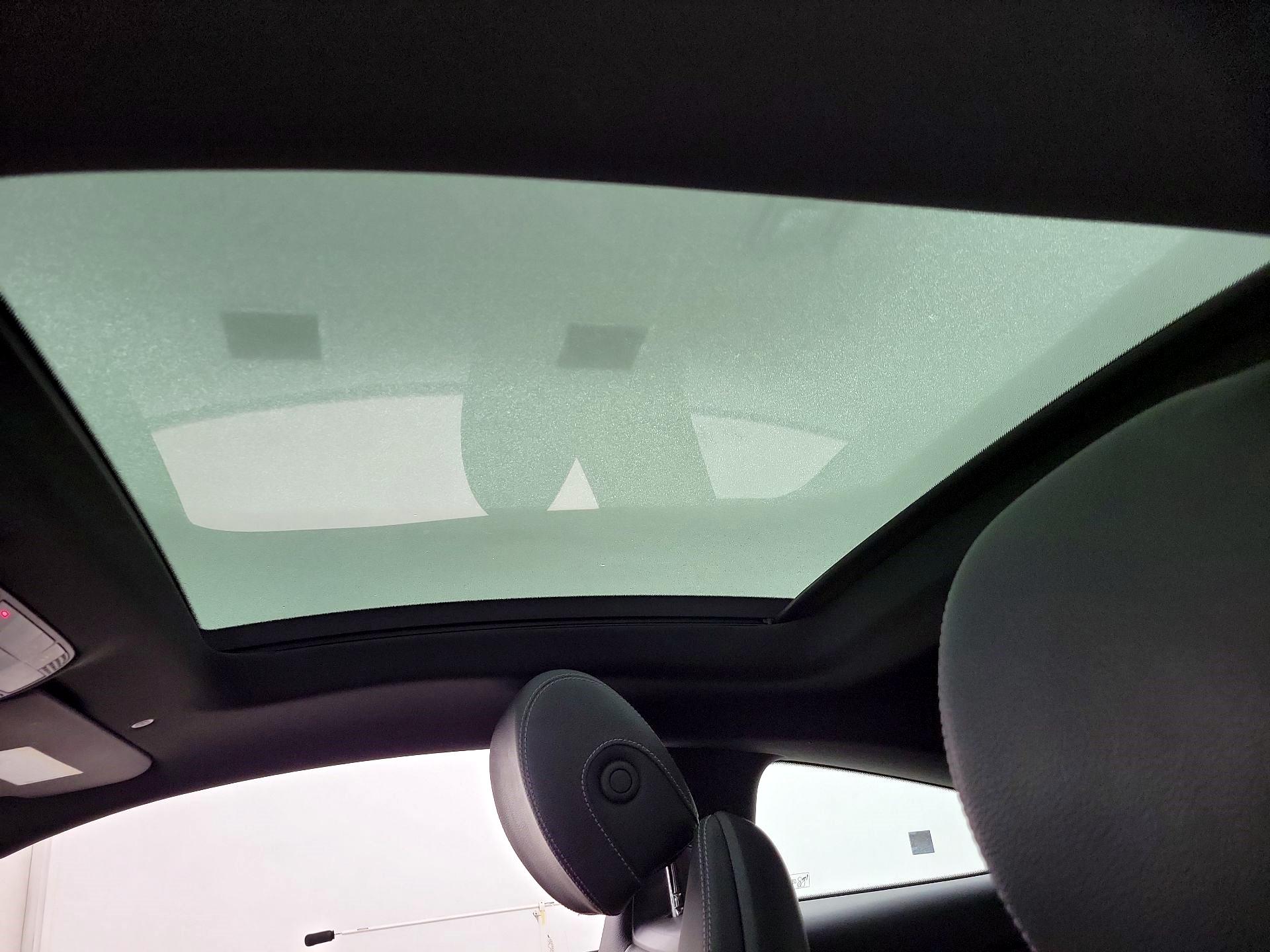 Thumbnail: 2020 Mercedes-Benz C-Class - 19