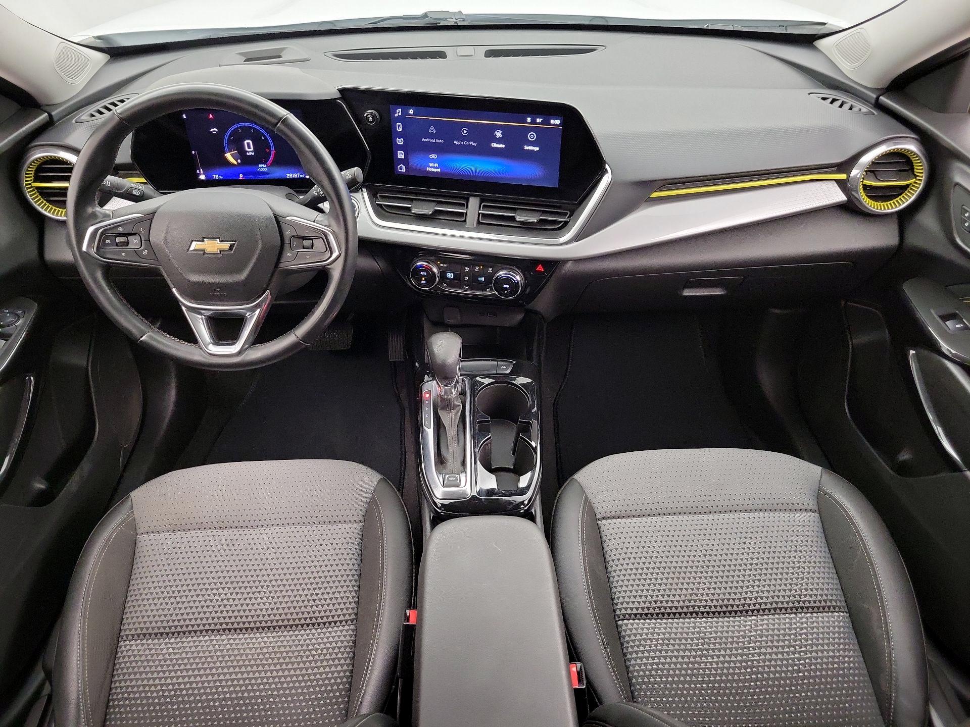 Thumbnail: 2024 Chevrolet Trax - 9