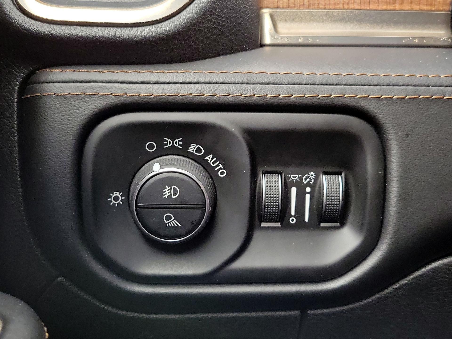 Thumbnail: 2019 RAM 1500 - 13