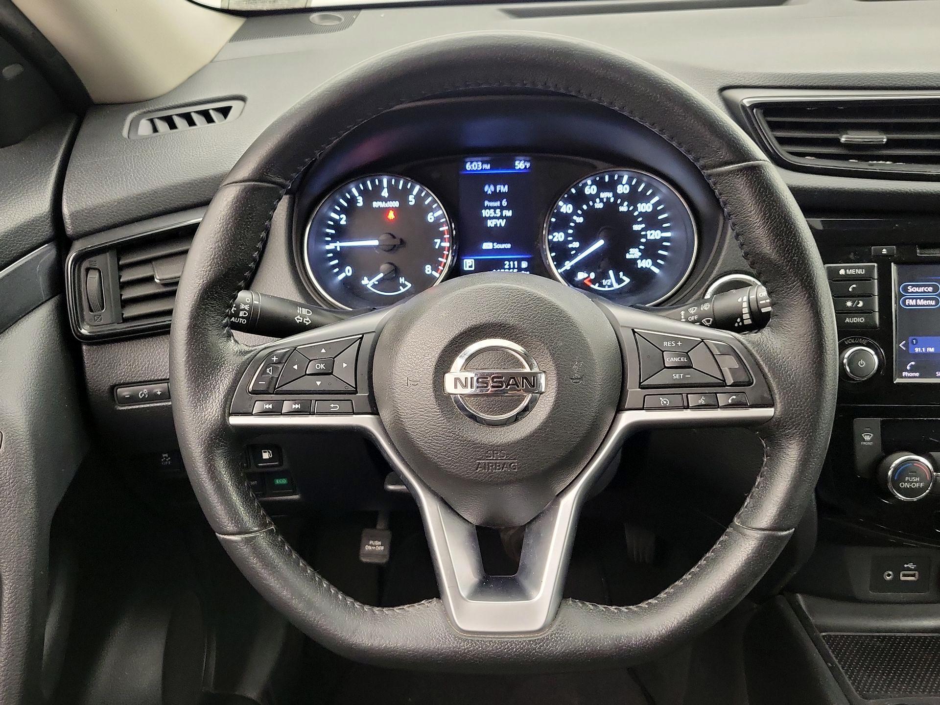 Thumbnail: 2020 Nissan Rogue - 10