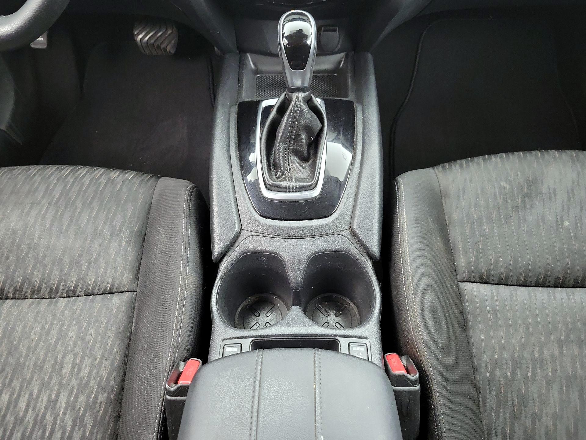 Thumbnail: 2020 Nissan Rogue - 17