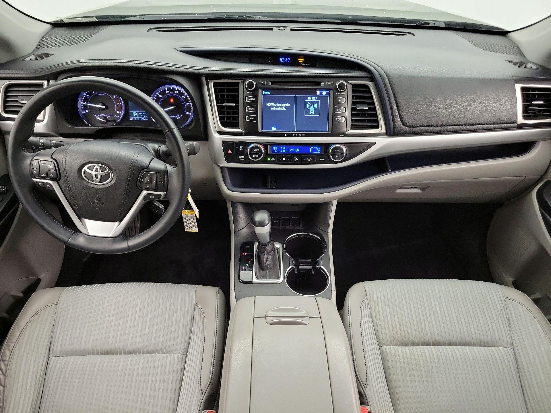 Thumbnail: 2016 Toyota Highlander - 9