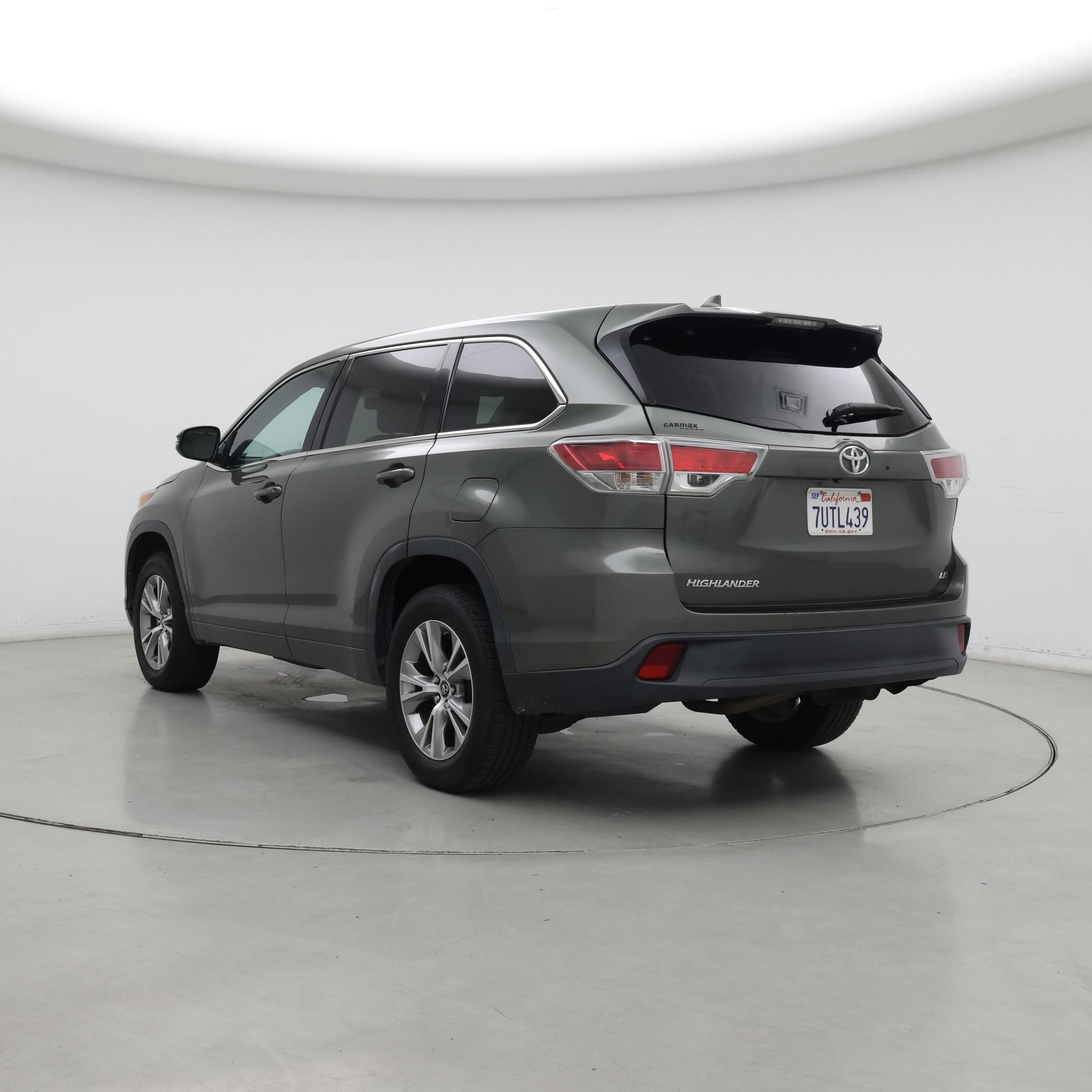 Thumbnail: 2016 Toyota Highlander - 2