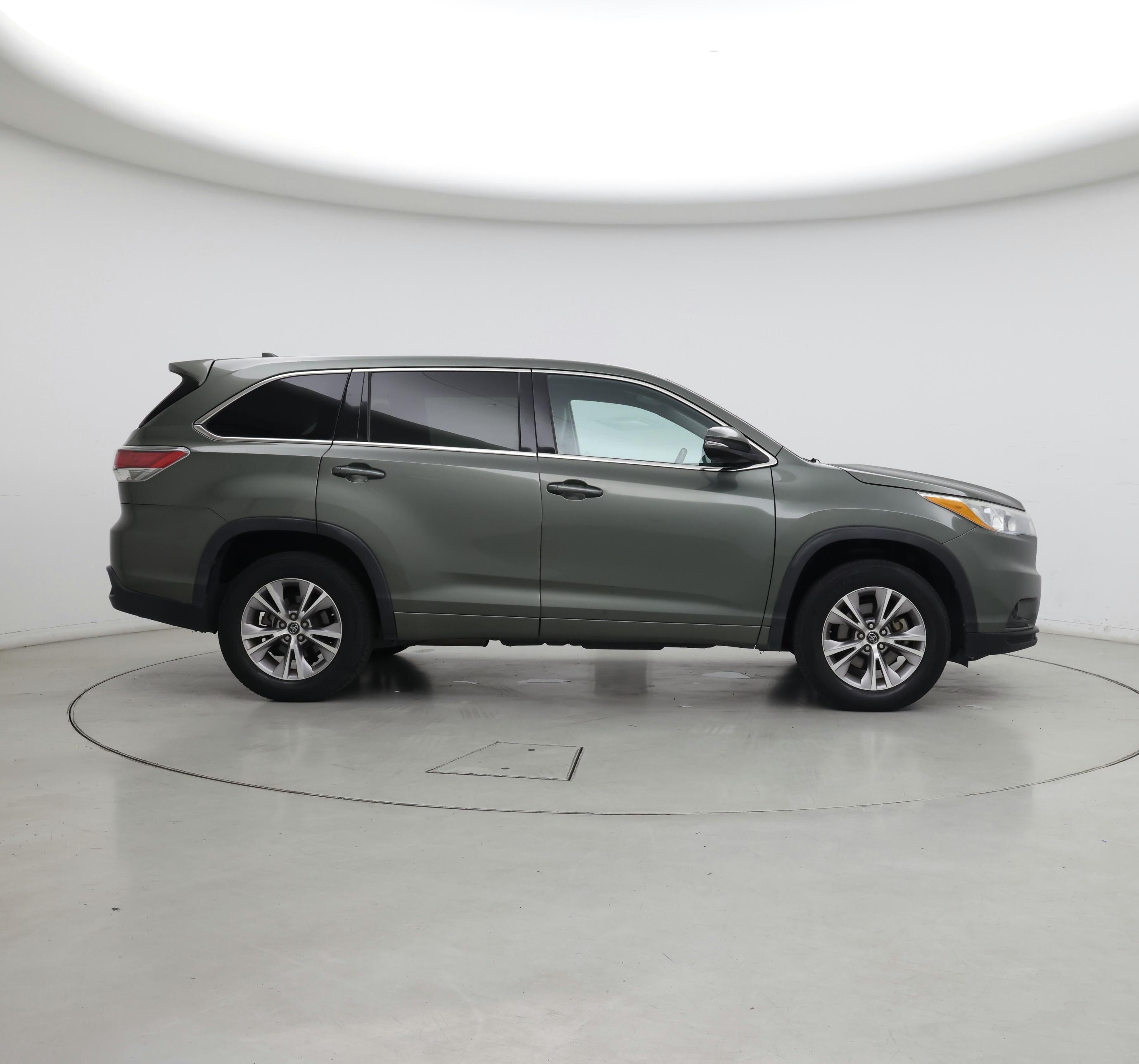 Thumbnail: 2016 Toyota Highlander - 7