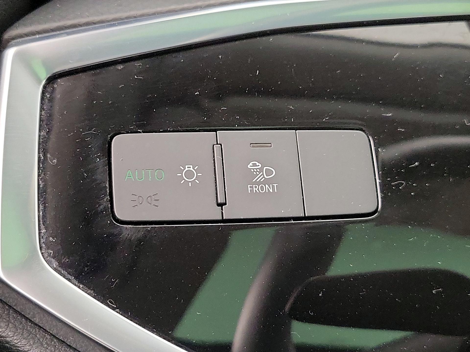 Thumbnail: 2022 Audi Q3 - 13