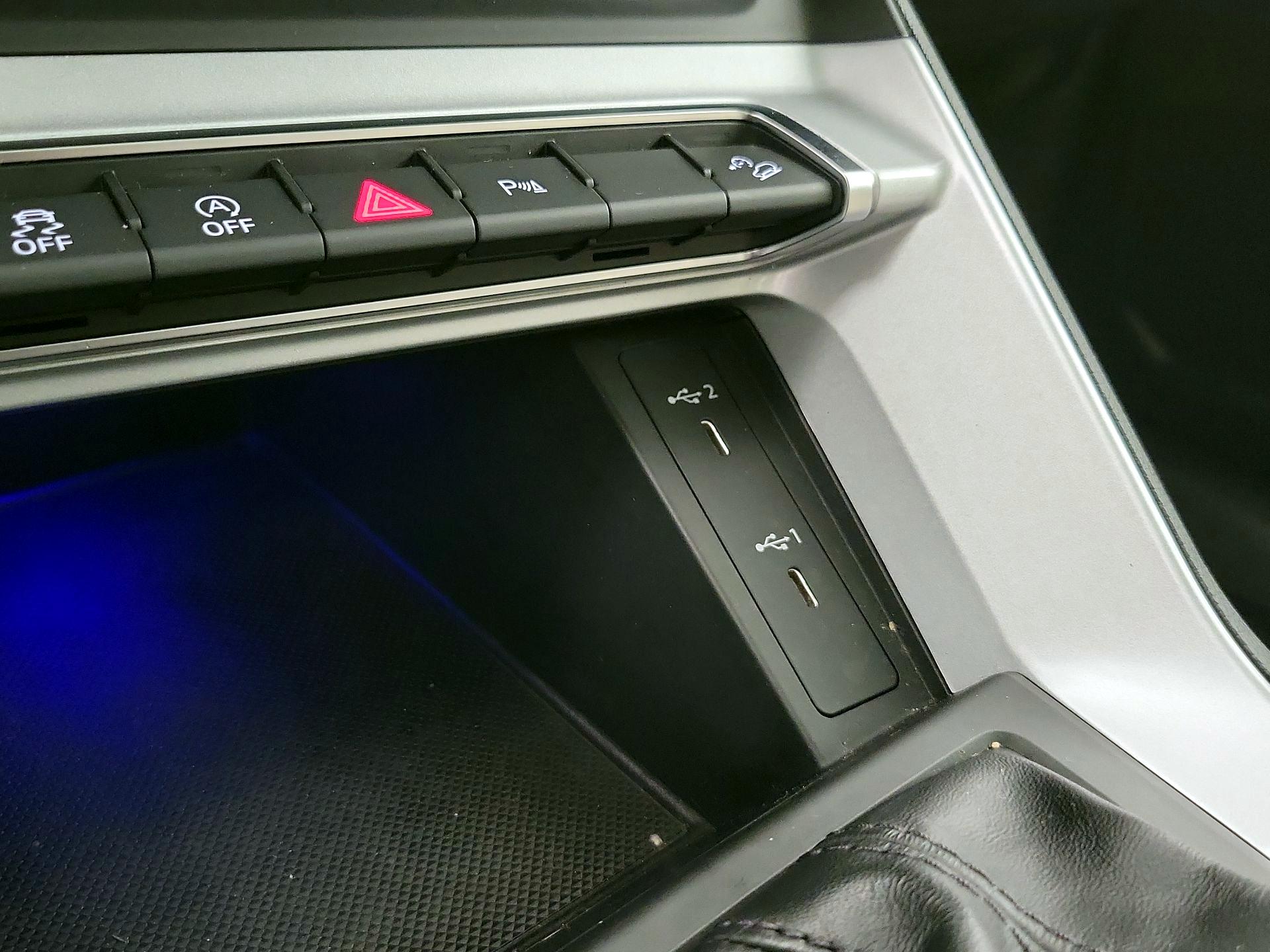 Thumbnail: 2022 Audi Q3 - 18