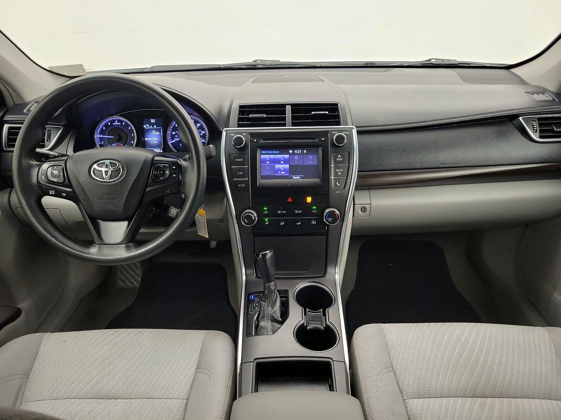 Thumbnail: 2017 Toyota Camry - 9